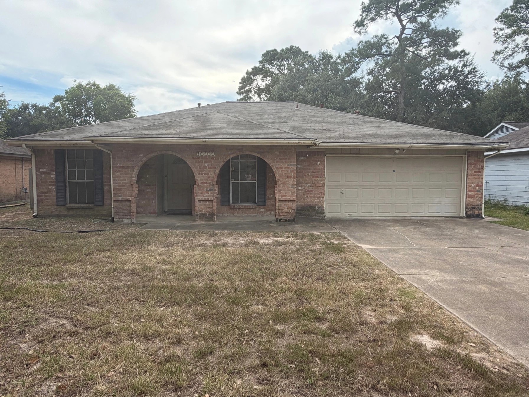 17323 Baronshire Drive Property Photo 1