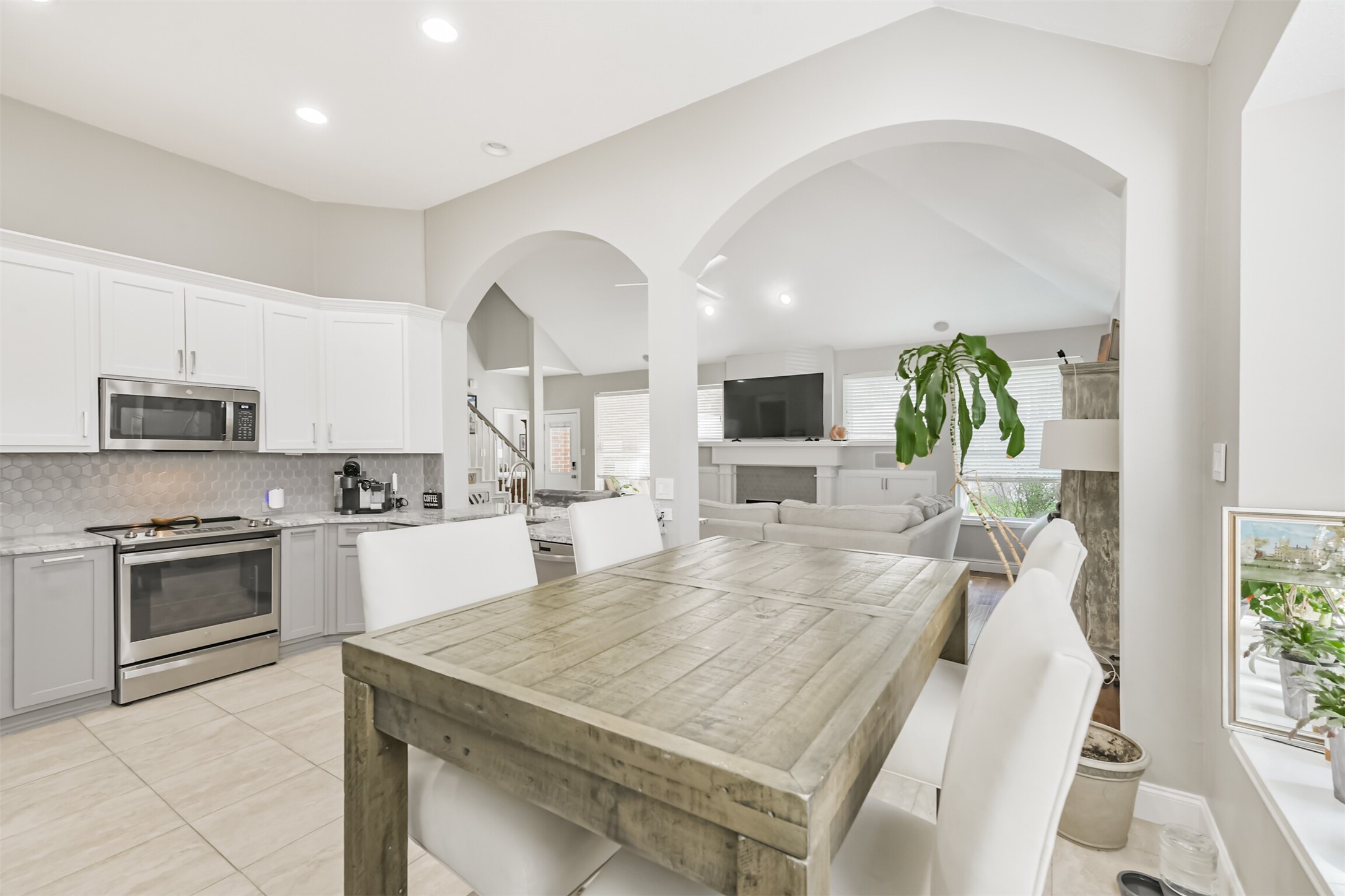 20606 White Berry Court Property Photo 11