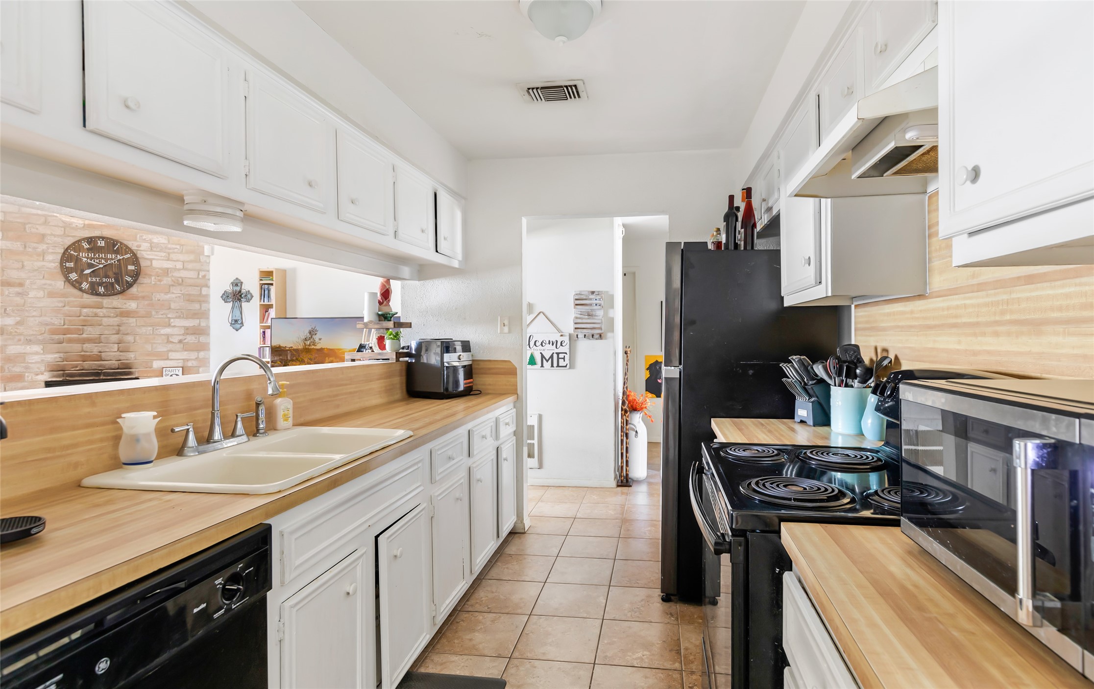 7322 Foxbend Lane Property Photo 13
