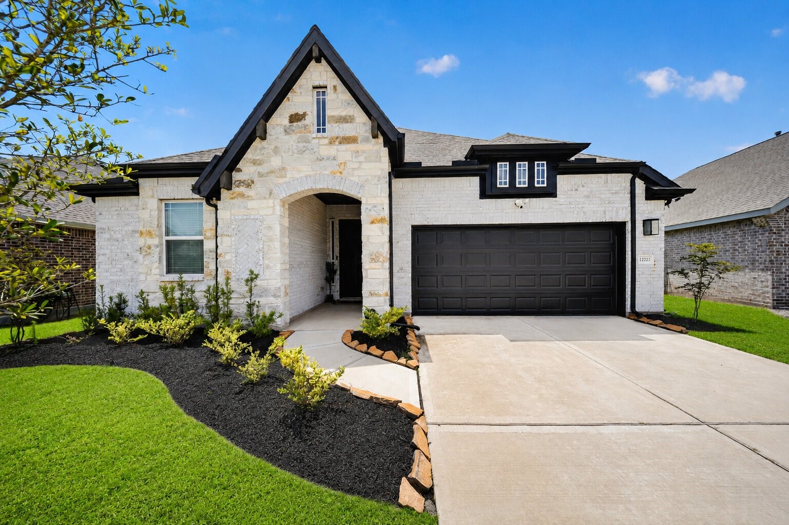 12222 English Mist Drive Property Photo 1