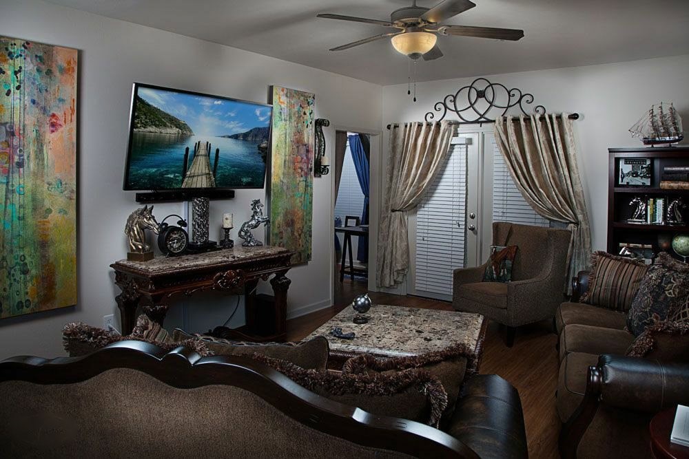 3400 Mccullough Blvd Property Photo 6