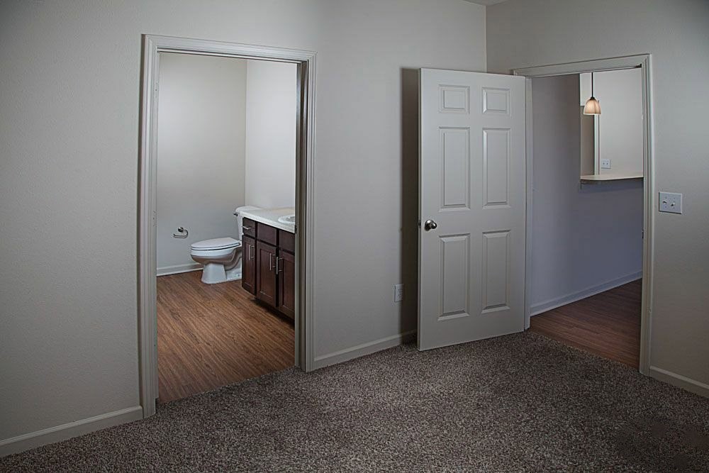 3400 Mccullough Blvd Property Photo 10