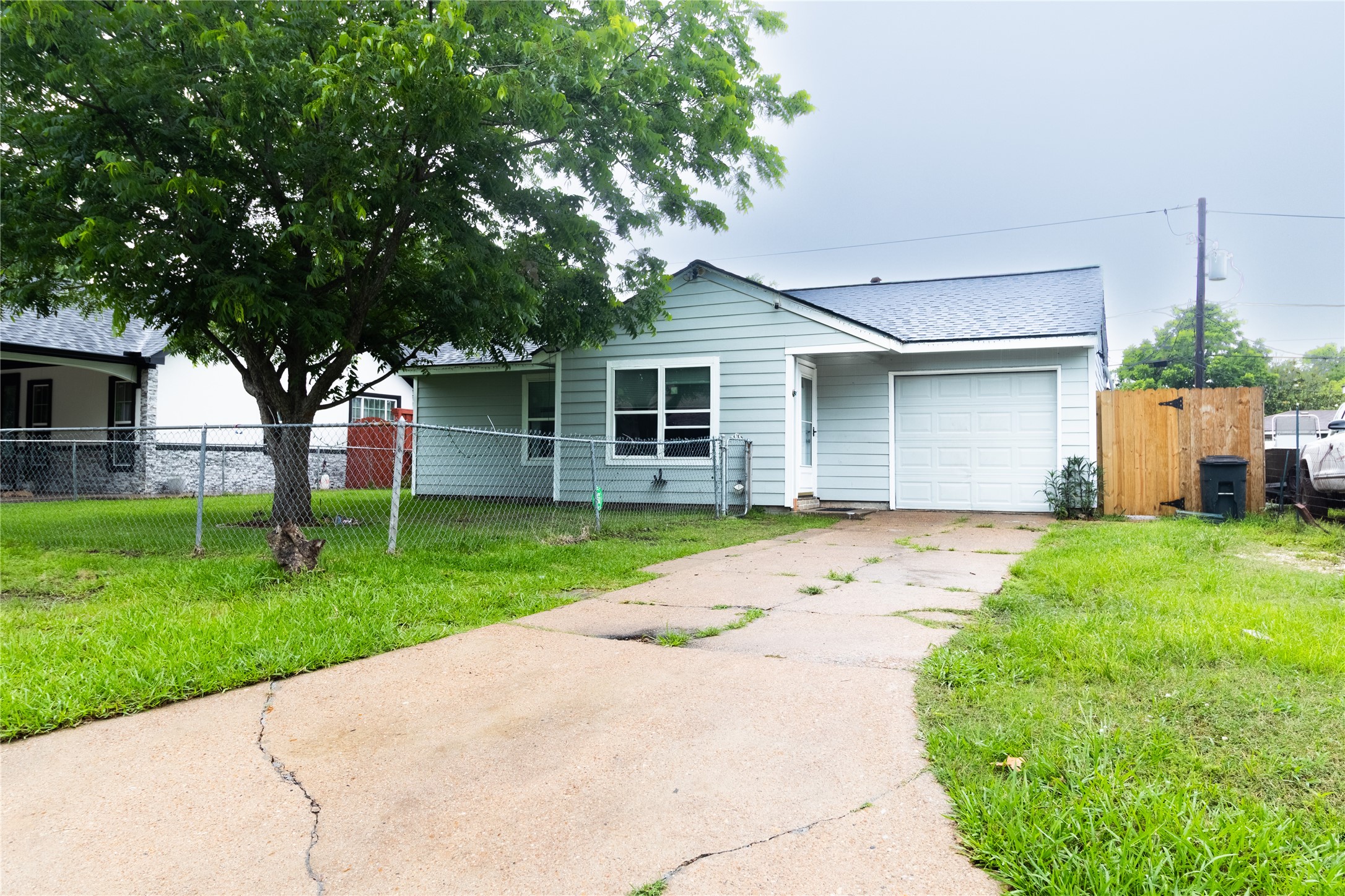 809 Norell Street Property Photo 1