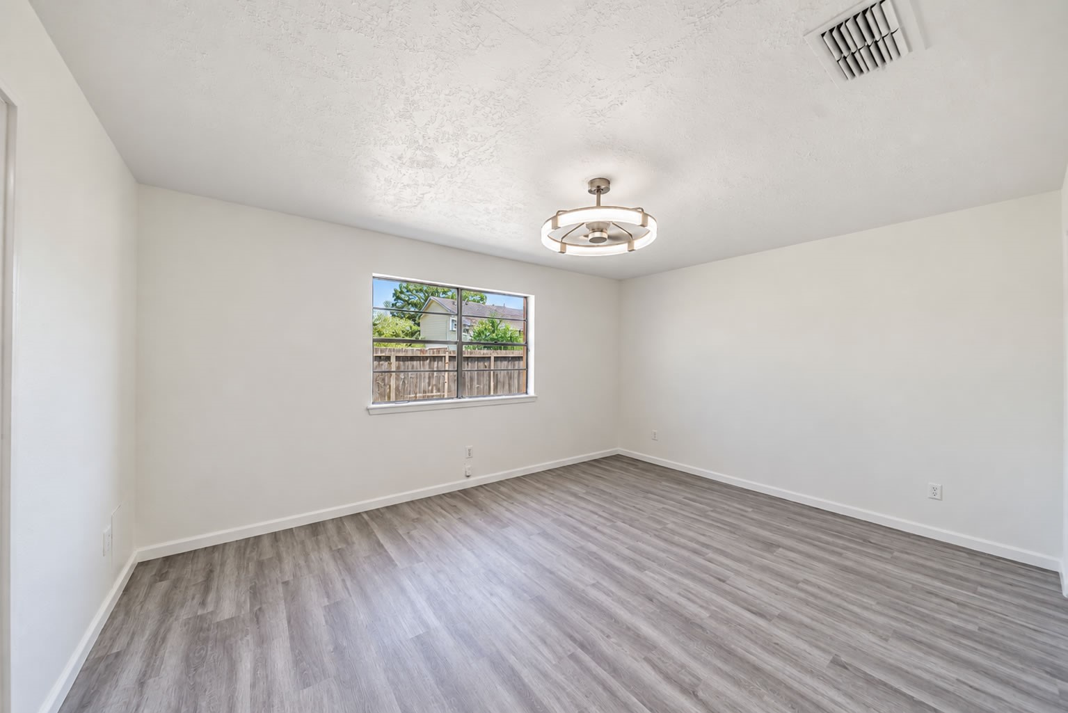 9907 Towne Brook Lane Property Photo 8