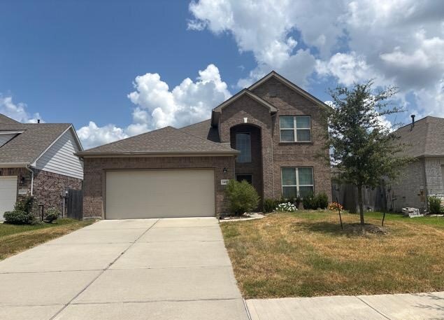 24019 Hawthorn Lakes Drive Property Photo 1