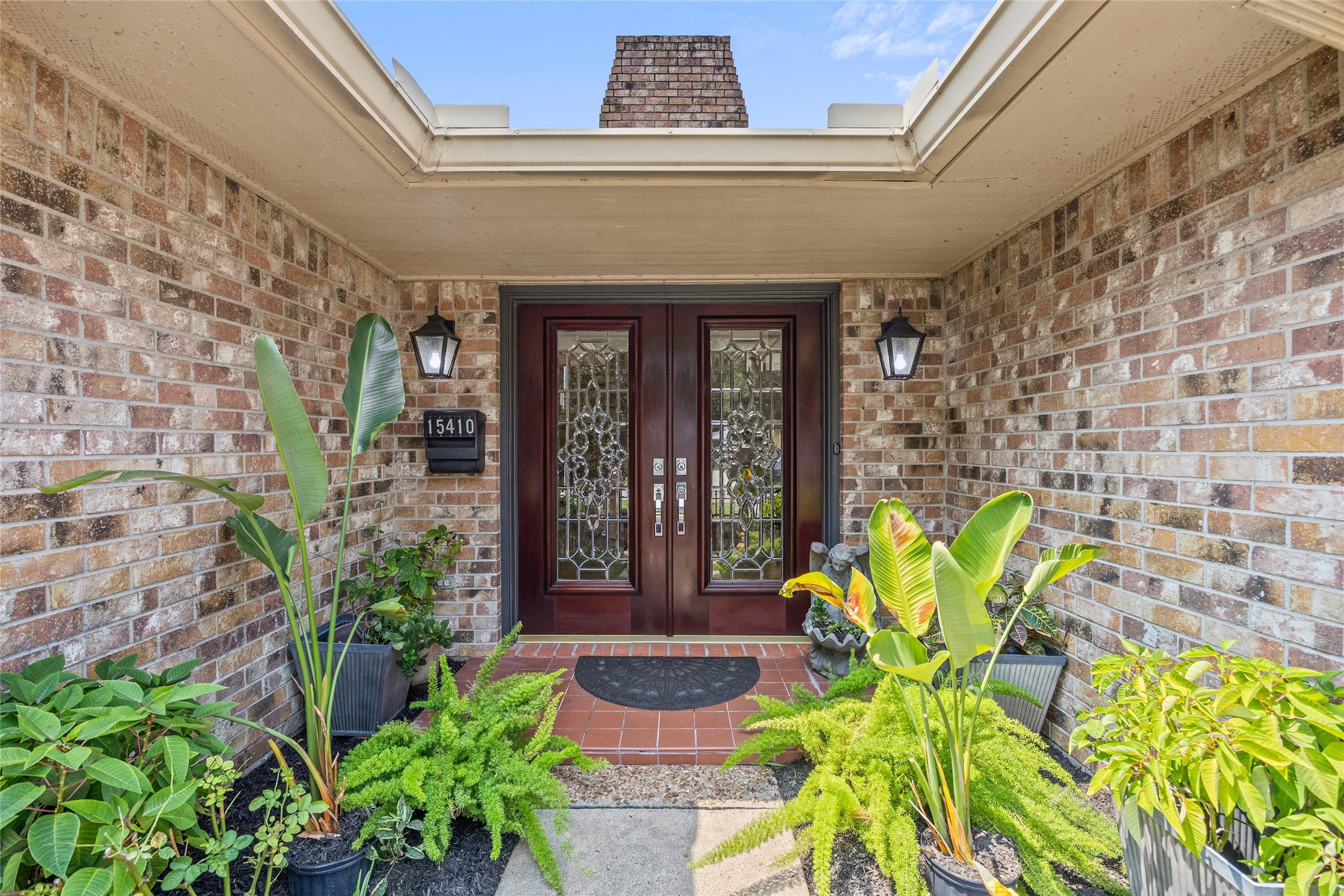 15410 Cobre Valley Drive Property Photo 4