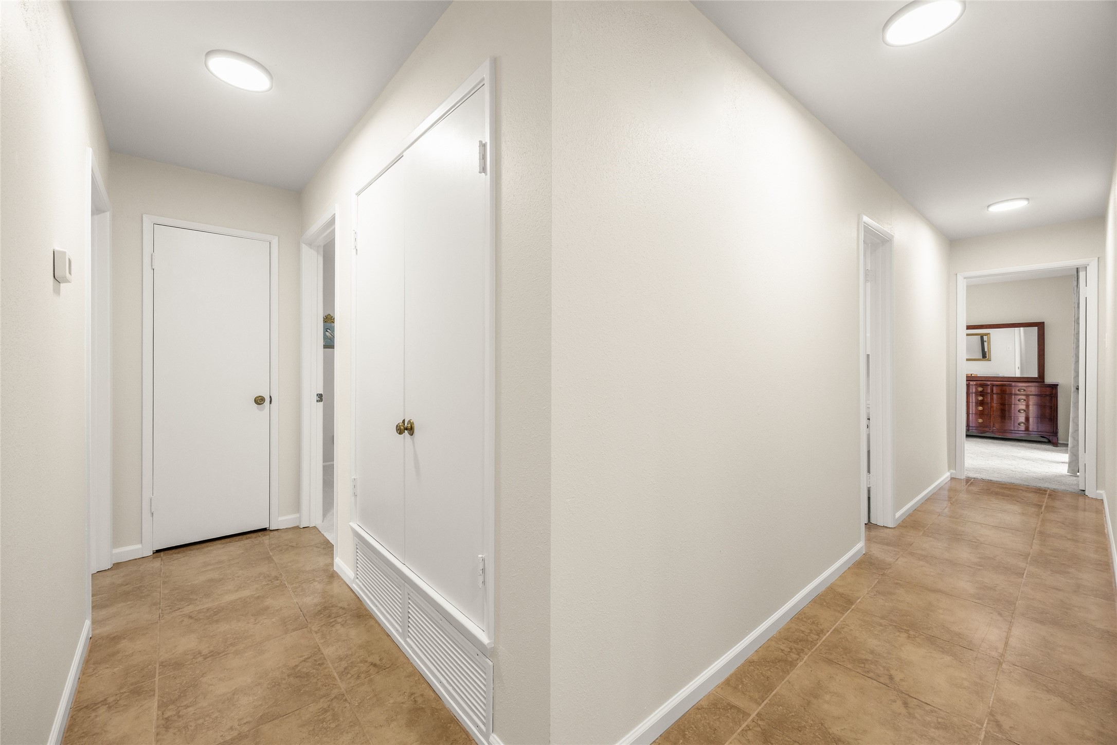 15410 Cobre Valley Drive Property Photo 22