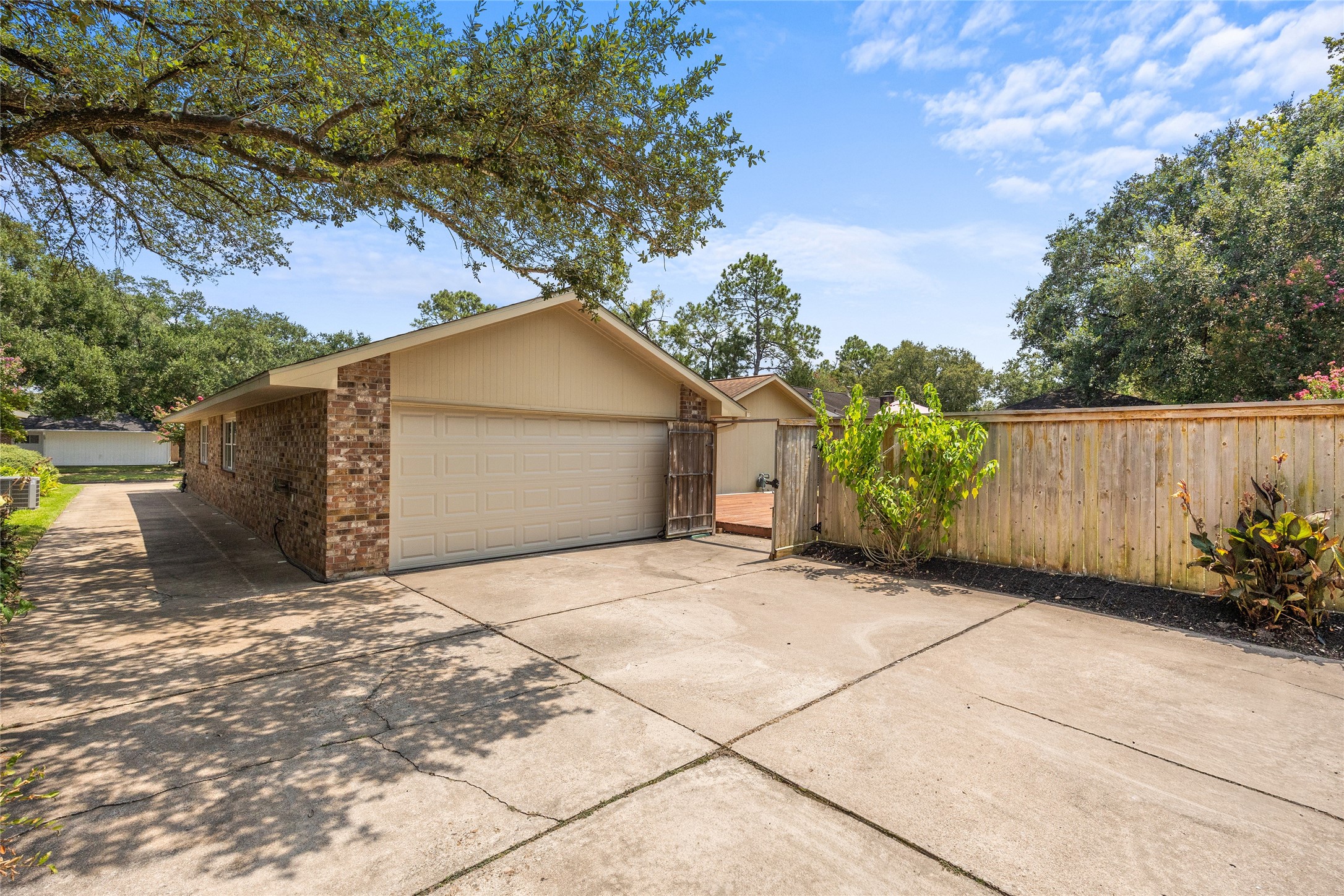 15410 Cobre Valley Drive Property Photo 38