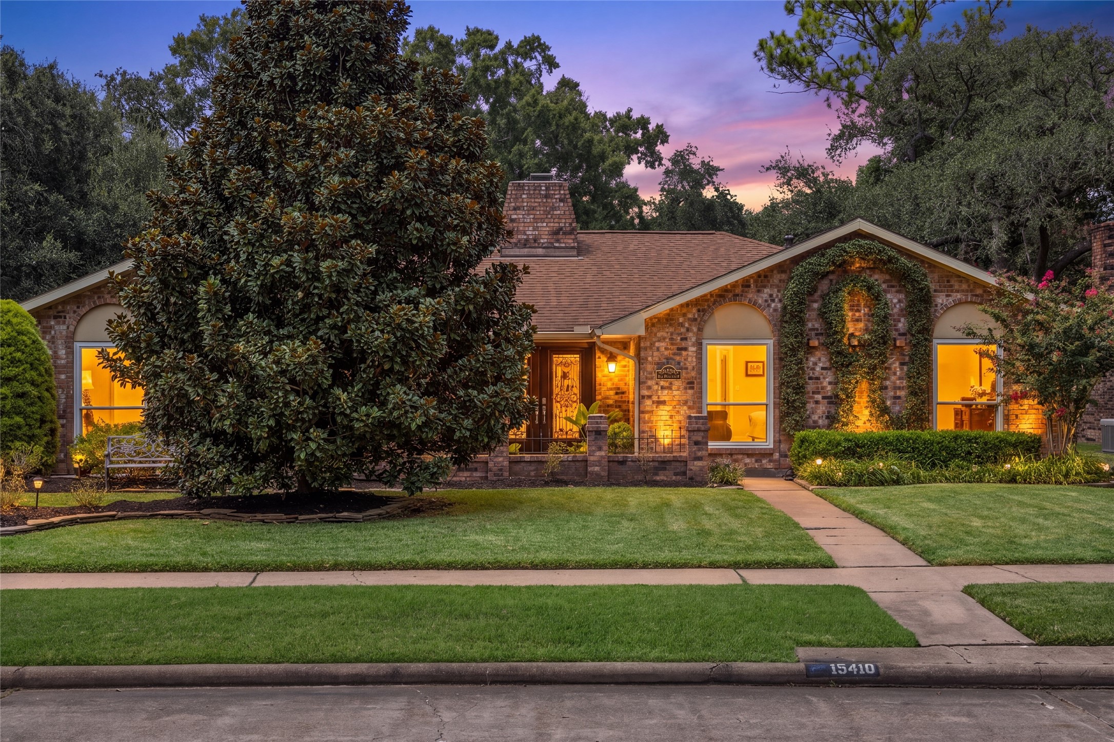 15410 Cobre Valley Drive Property Photo 39