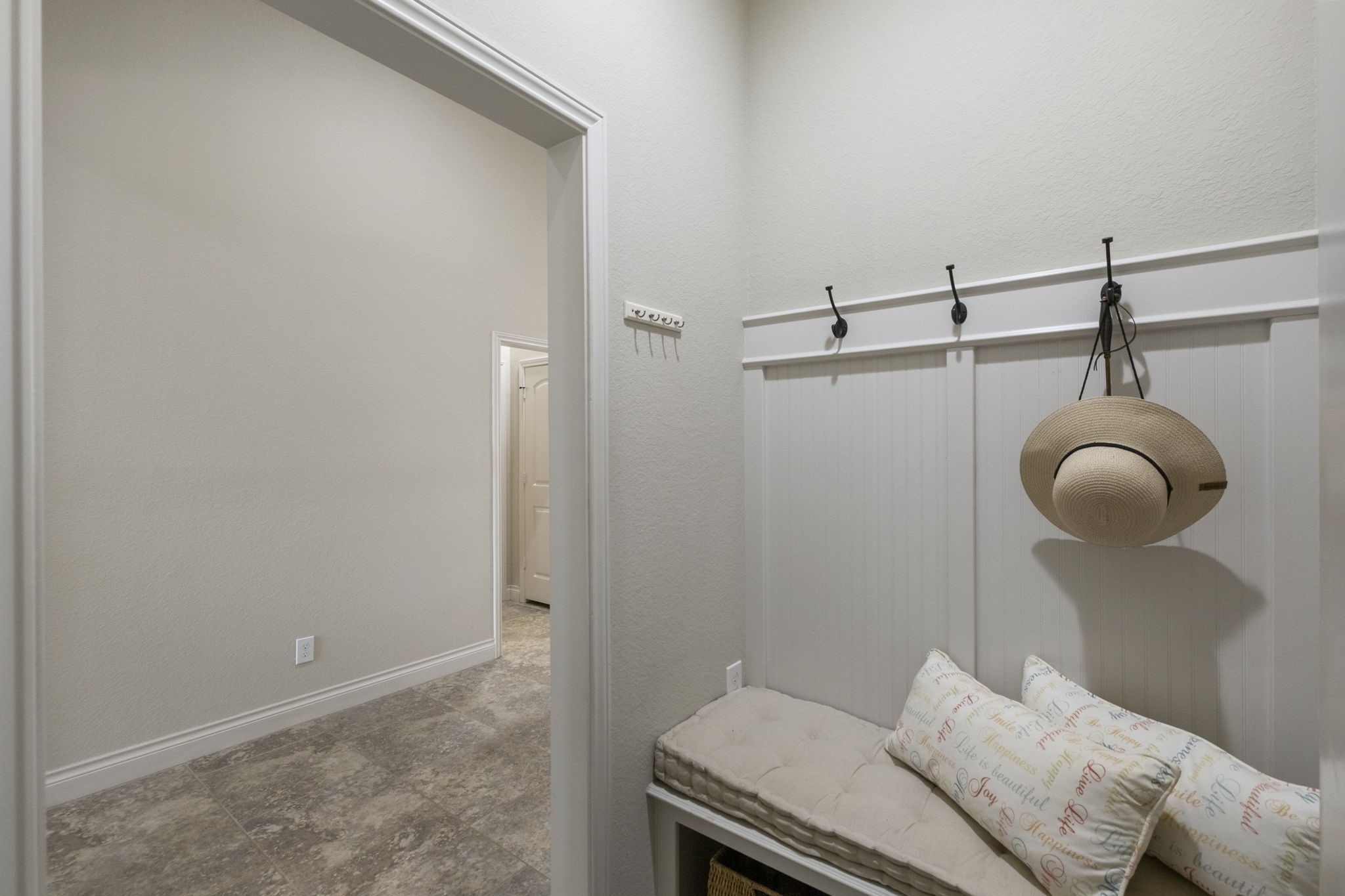 2030 Rainy Mist Drive Property Photo 32