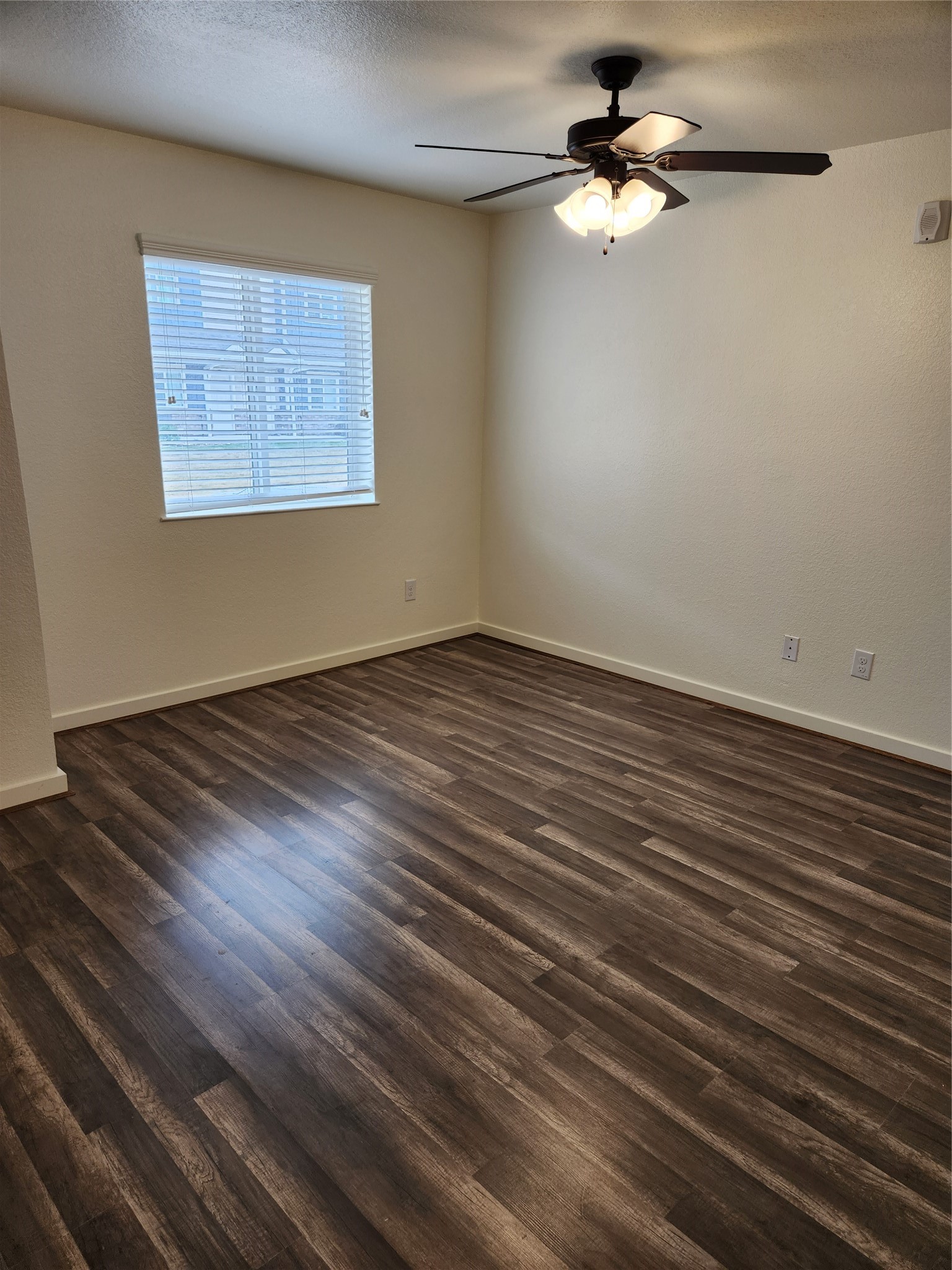 21155 Gosling Road 45b Property Photo 7
