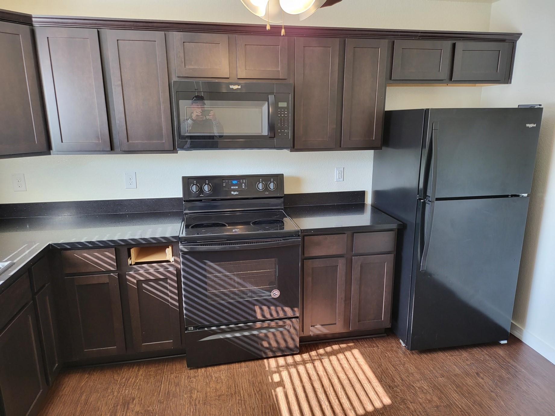 21155 Gosling Road 45b Property Photo 10