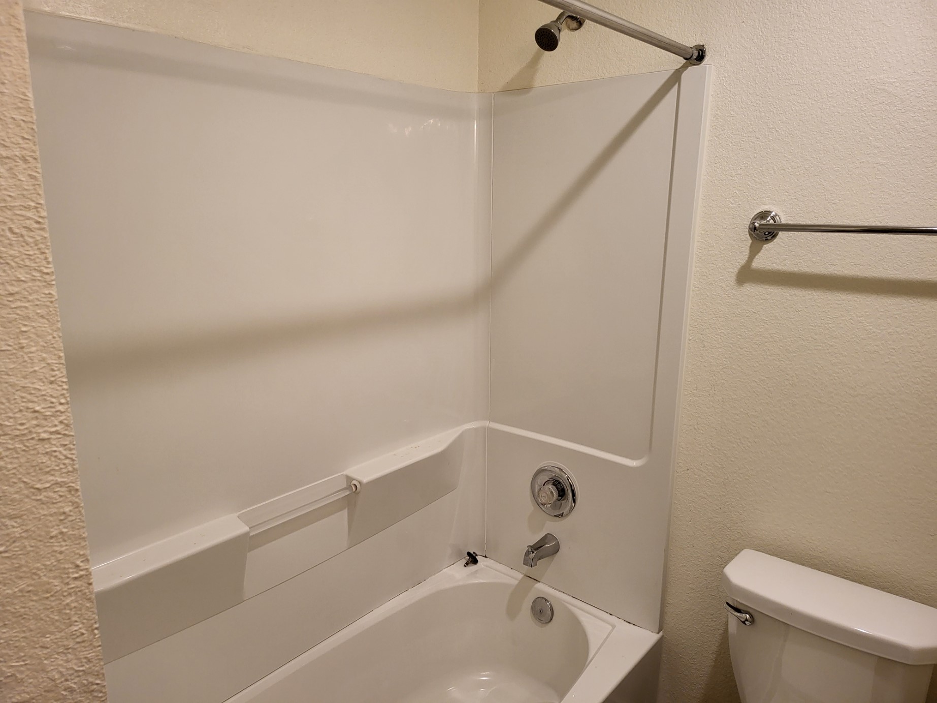 21155 Gosling Road 45b Property Photo 15