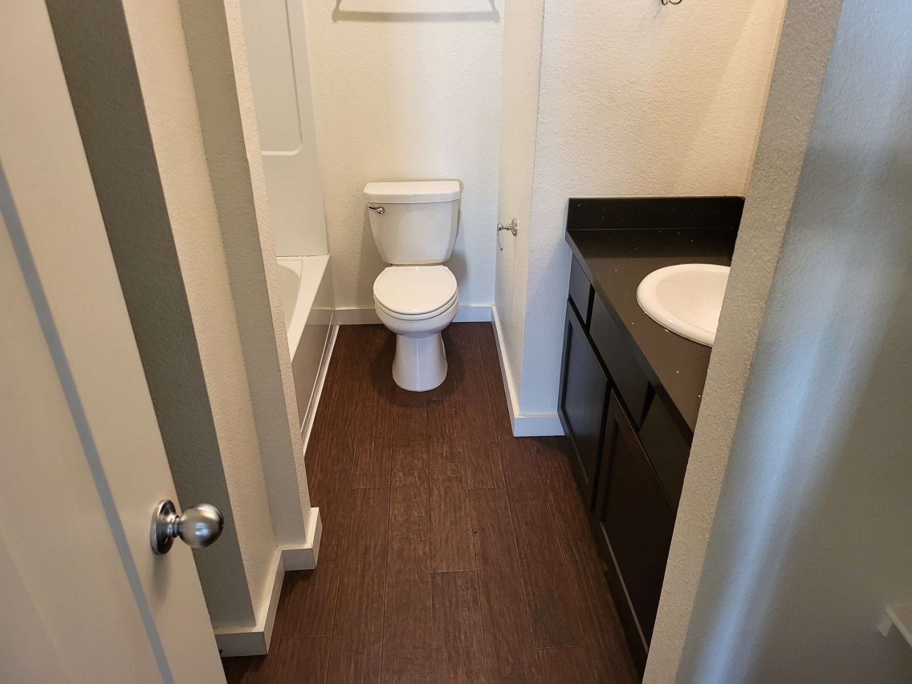 21155 Gosling Road 45b Property Photo 19