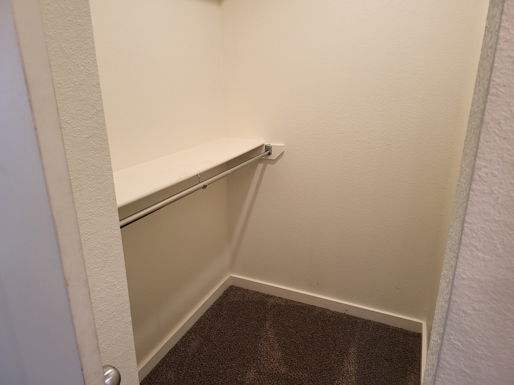 21155 Gosling Road 45b Property Photo 22