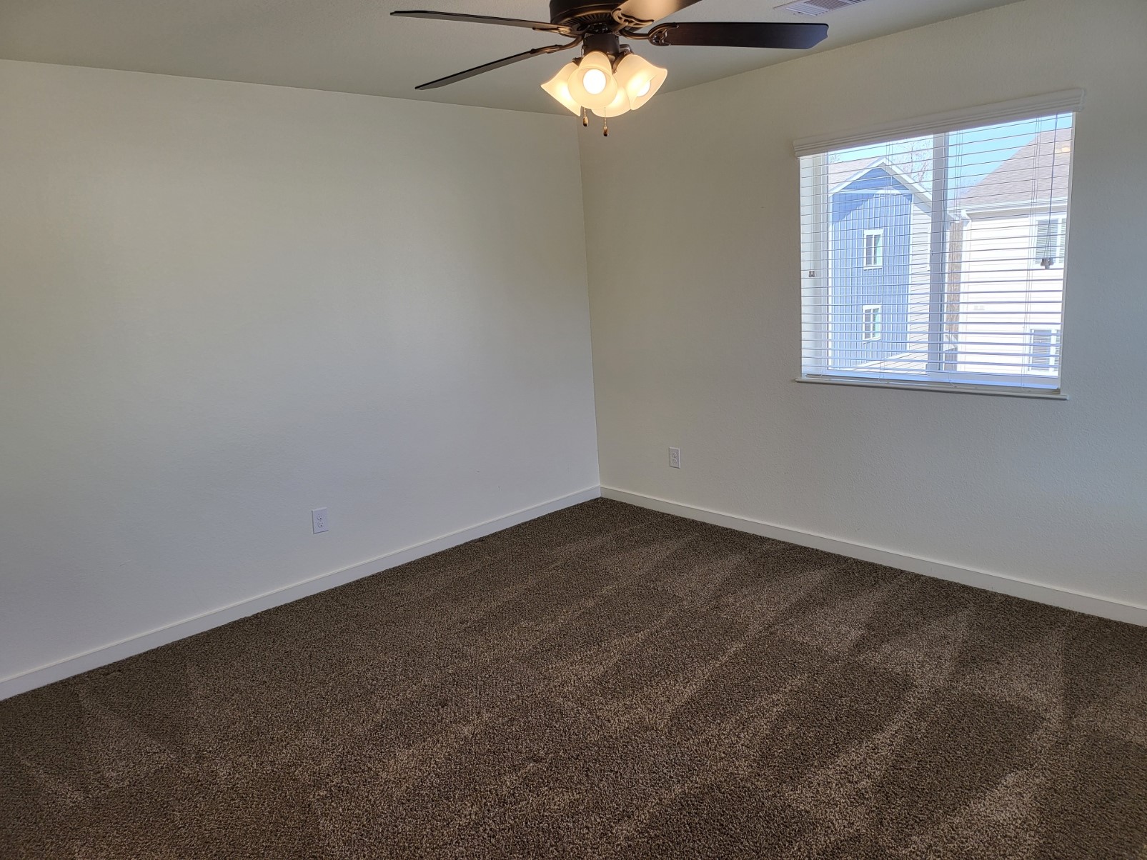 21155 Gosling Road 45b Property Photo 24