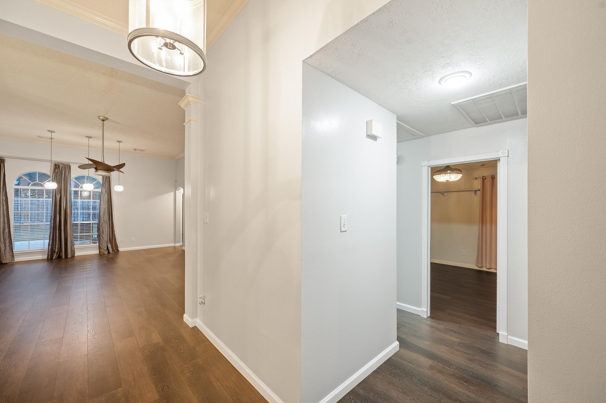 7624 Lone Meadow Court Property Photo 7