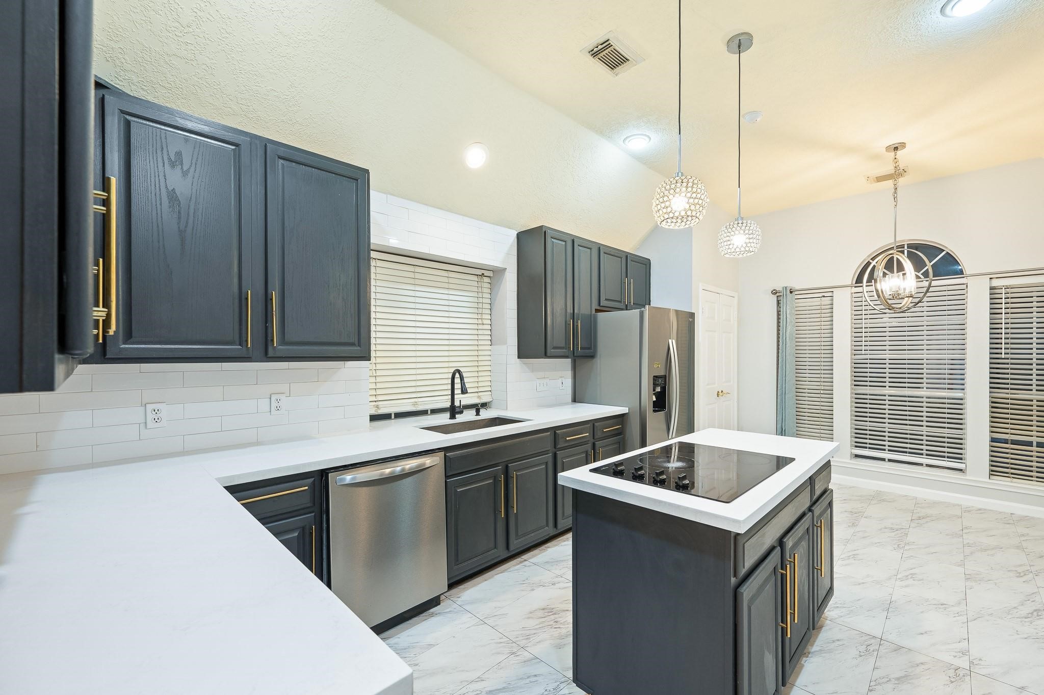7624 Lone Meadow Court Property Photo 18
