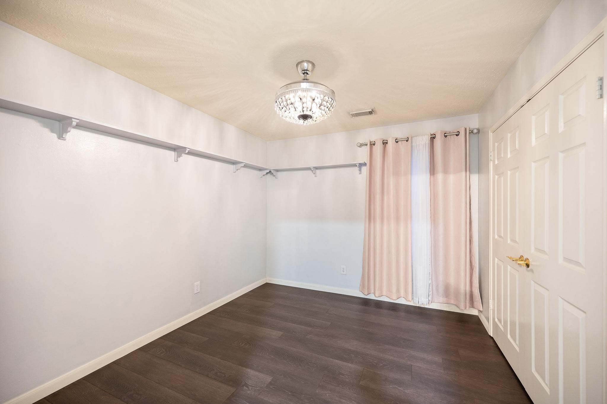 7624 Lone Meadow Court Property Photo 25