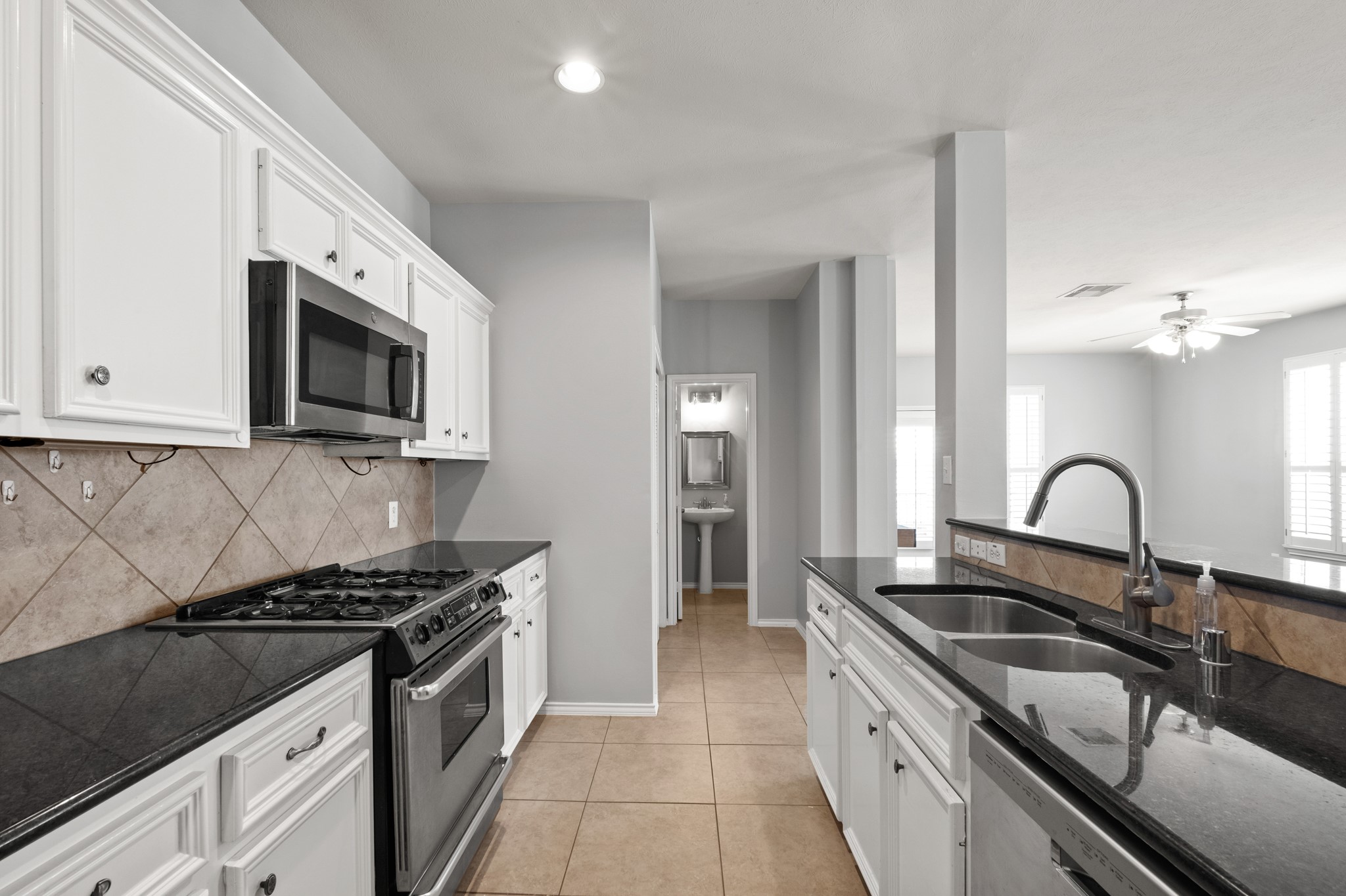 5314 Schuler Street Property Photo 12