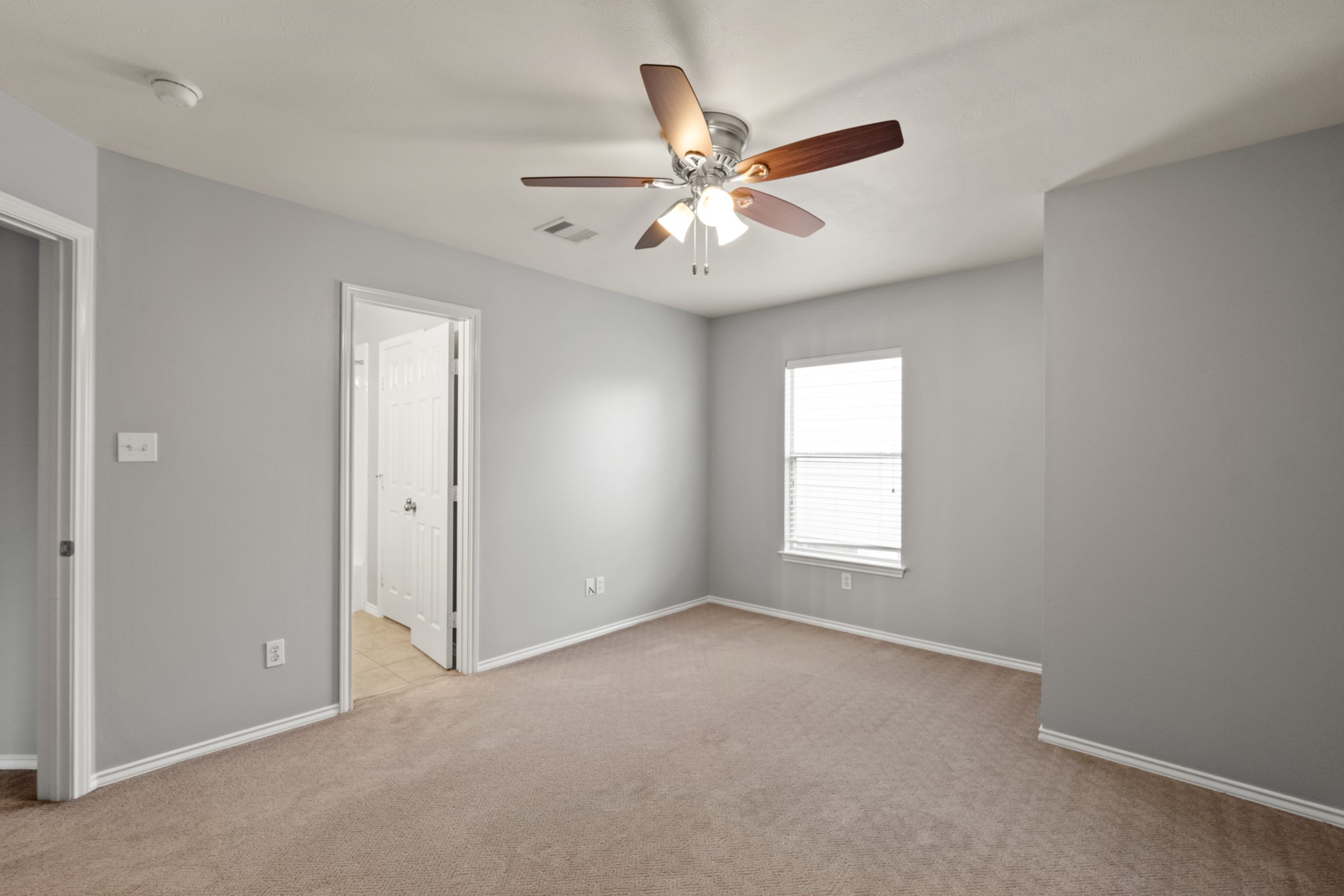 5314 Schuler Street Property Photo 25