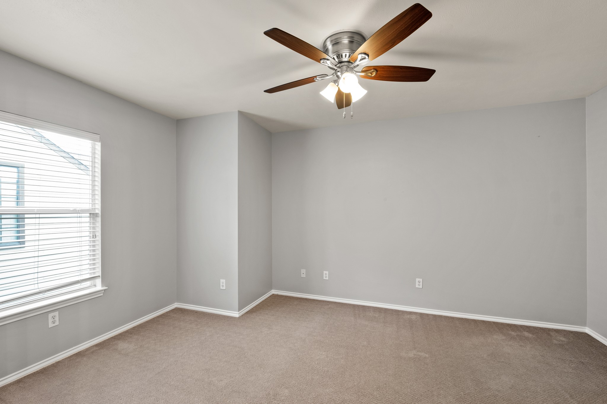 5314 Schuler Street Property Photo 27
