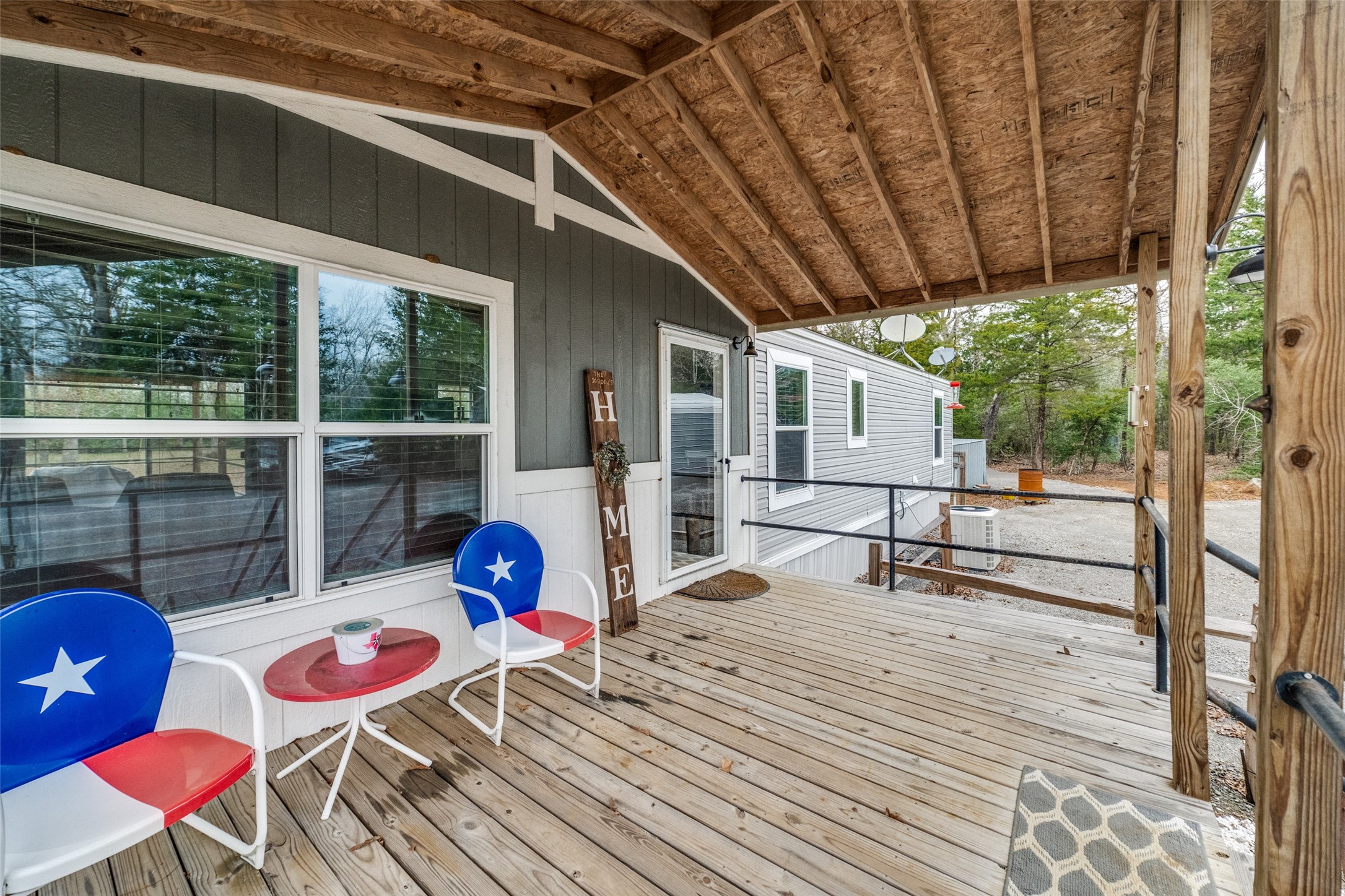7592 Pr 2110 Property Photo 5