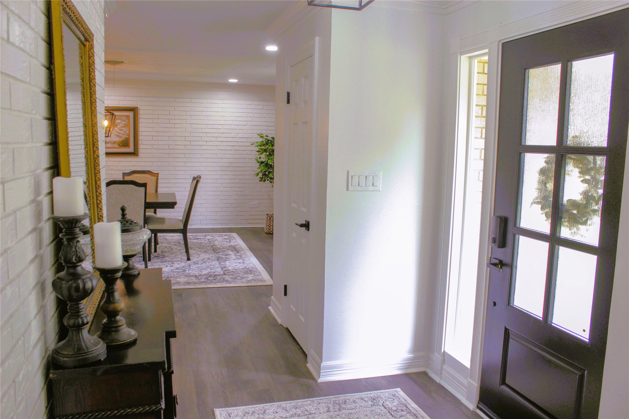 1904 N Pine Street Property Photo 5