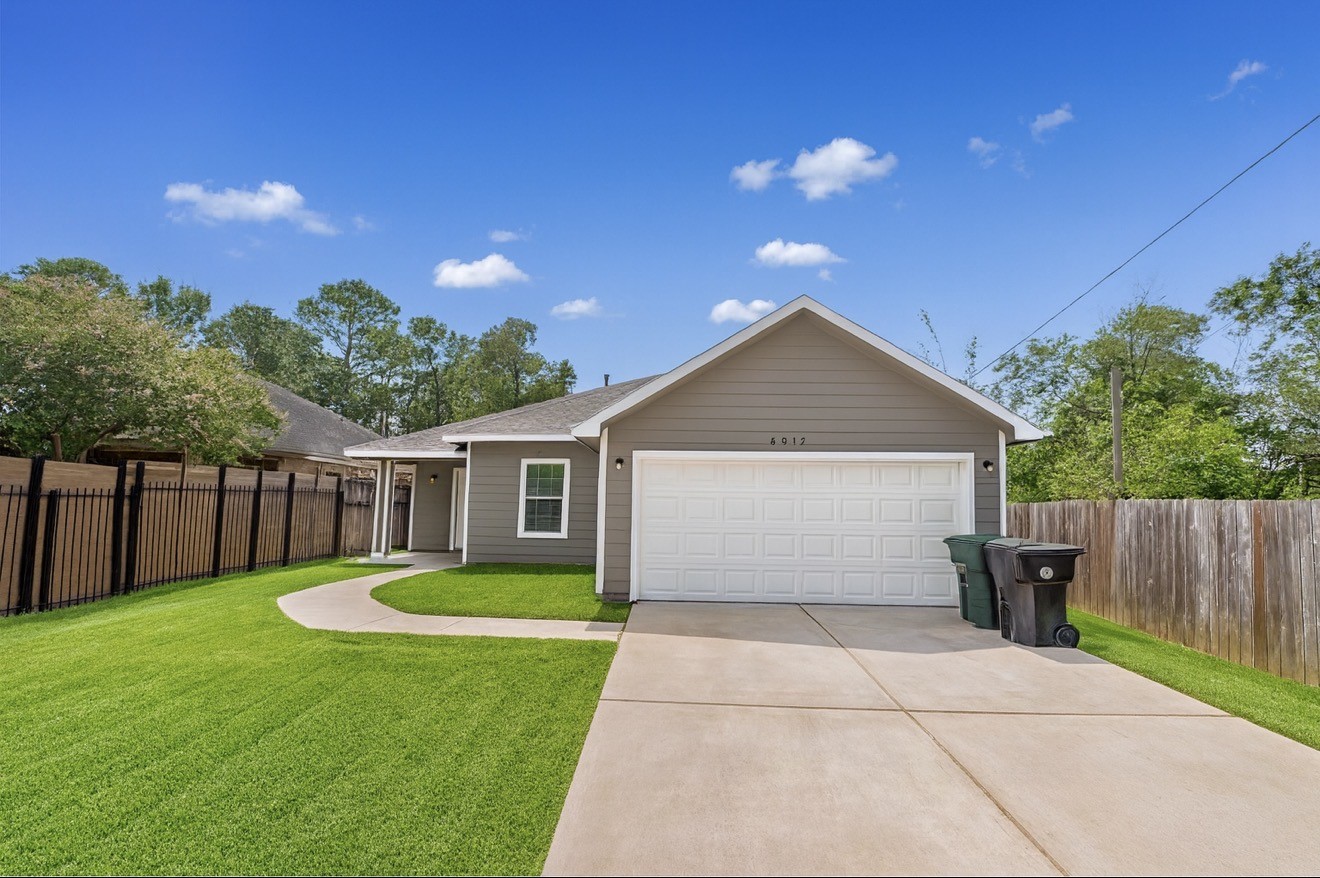 6017 E Houston Road Property Photo 1