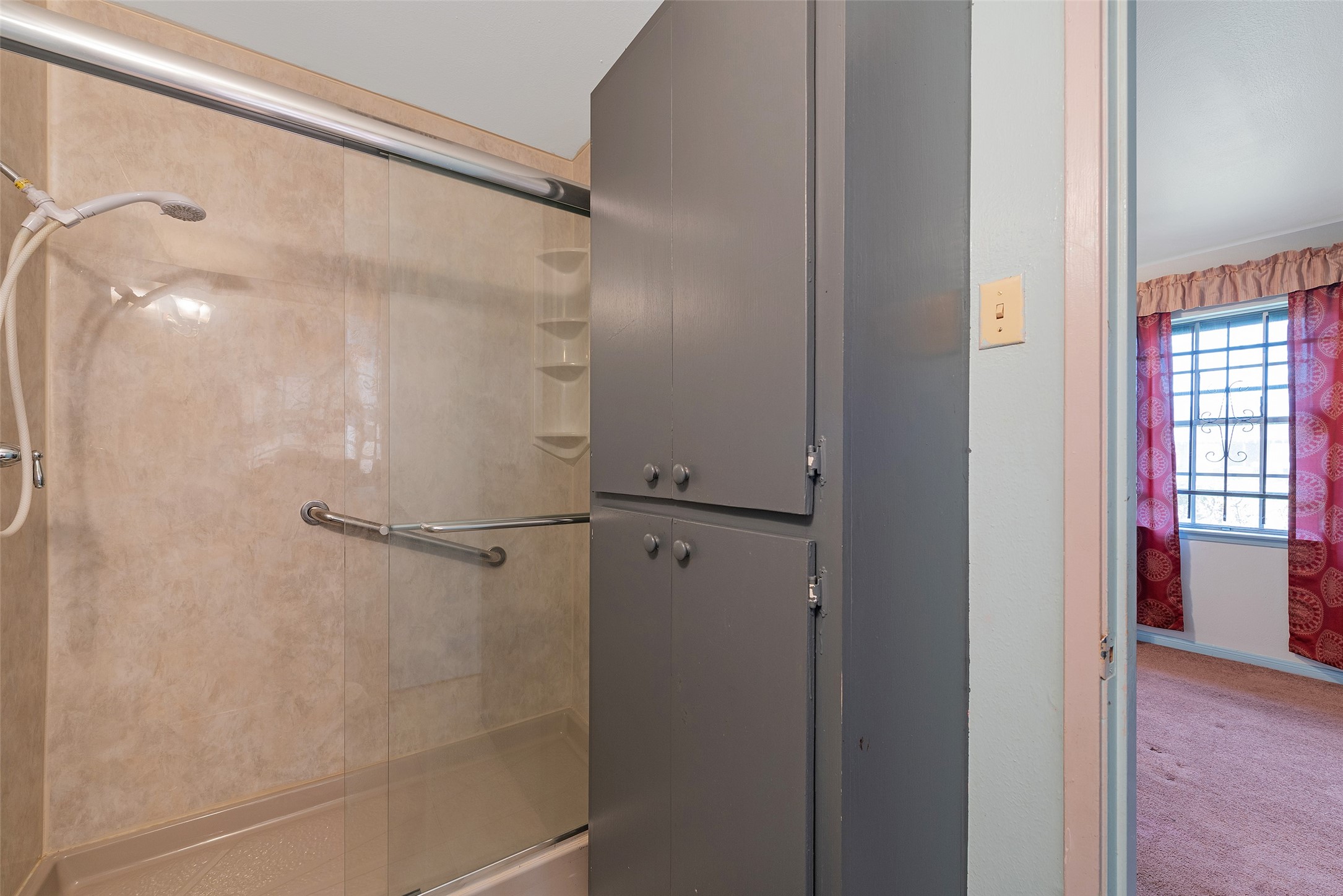 6046 Harbrook Drive Property Photo 18