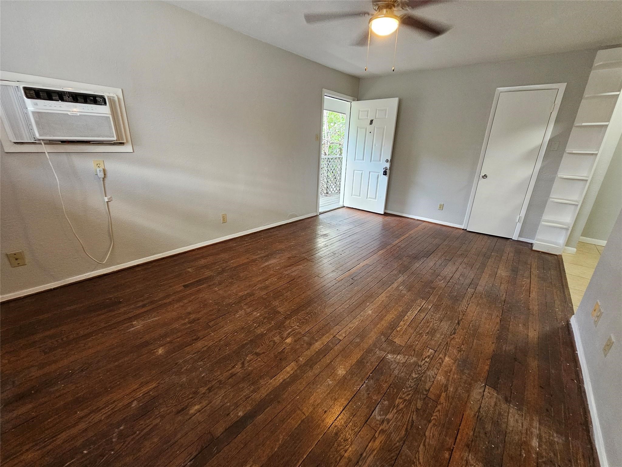1806 W Main Street 8 Property Photo 3