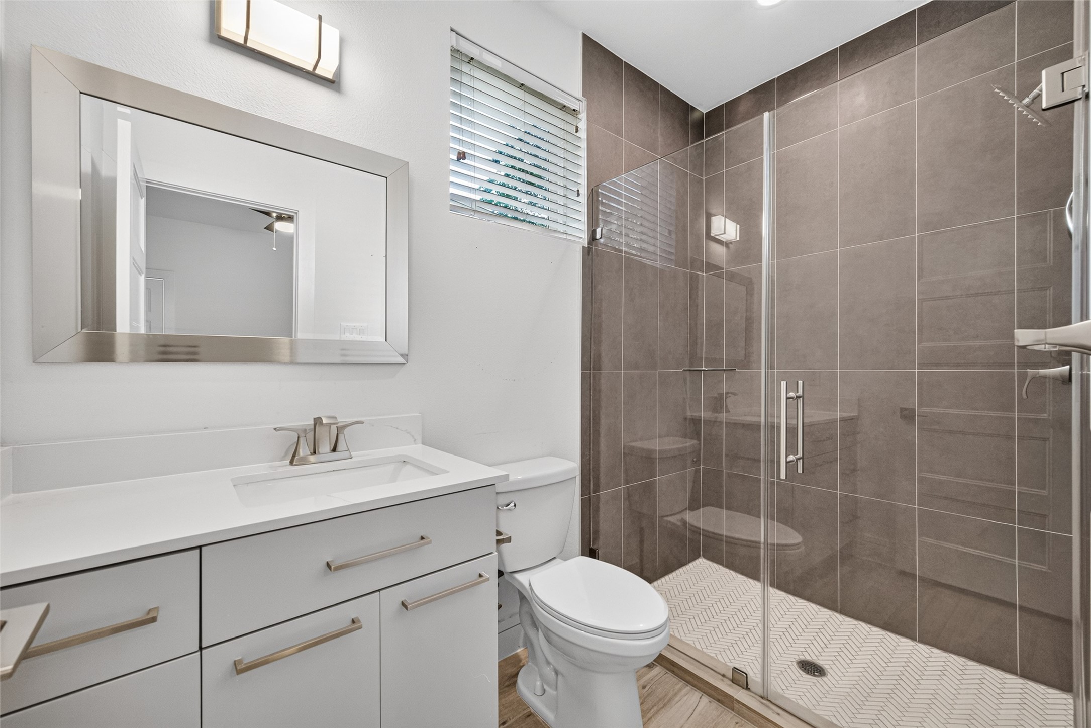 1317 Lakin Street Property Photo 16