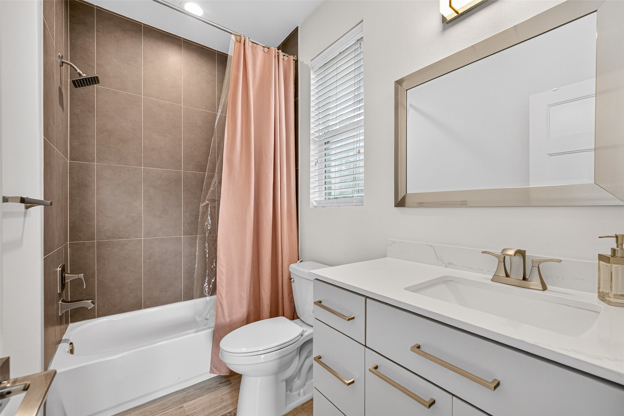1317 Lakin Street Property Photo 40