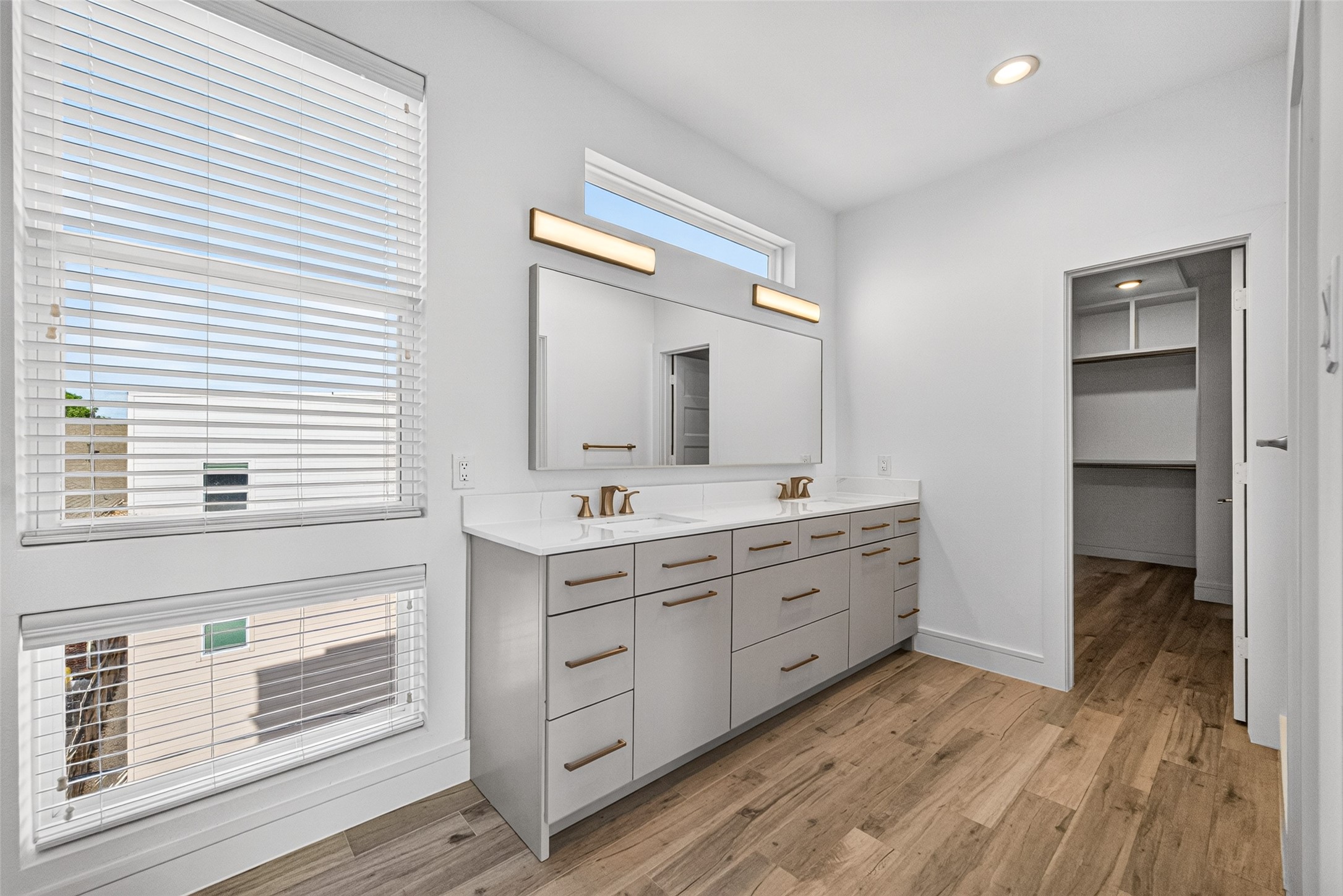 1317 Lakin Street Property Photo 45