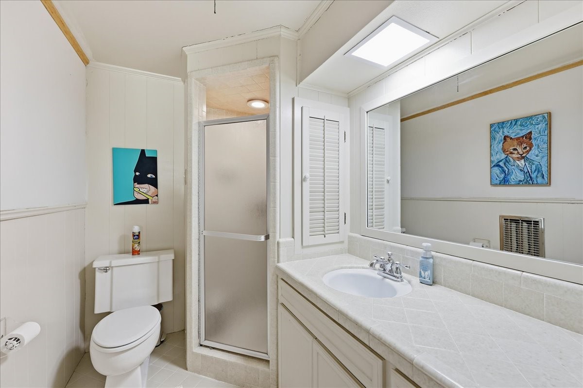 1540 Infinity Lane Property Photo 31
