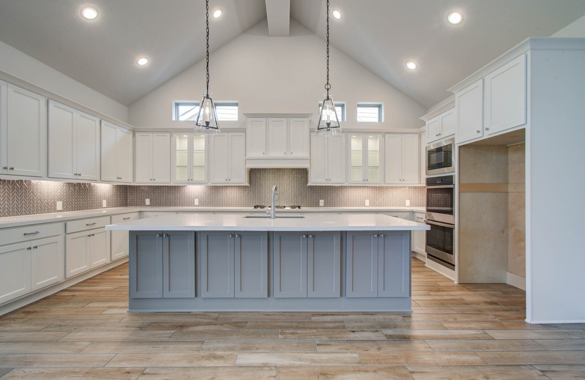 28518 Jade Springs Lane Property Photo 4