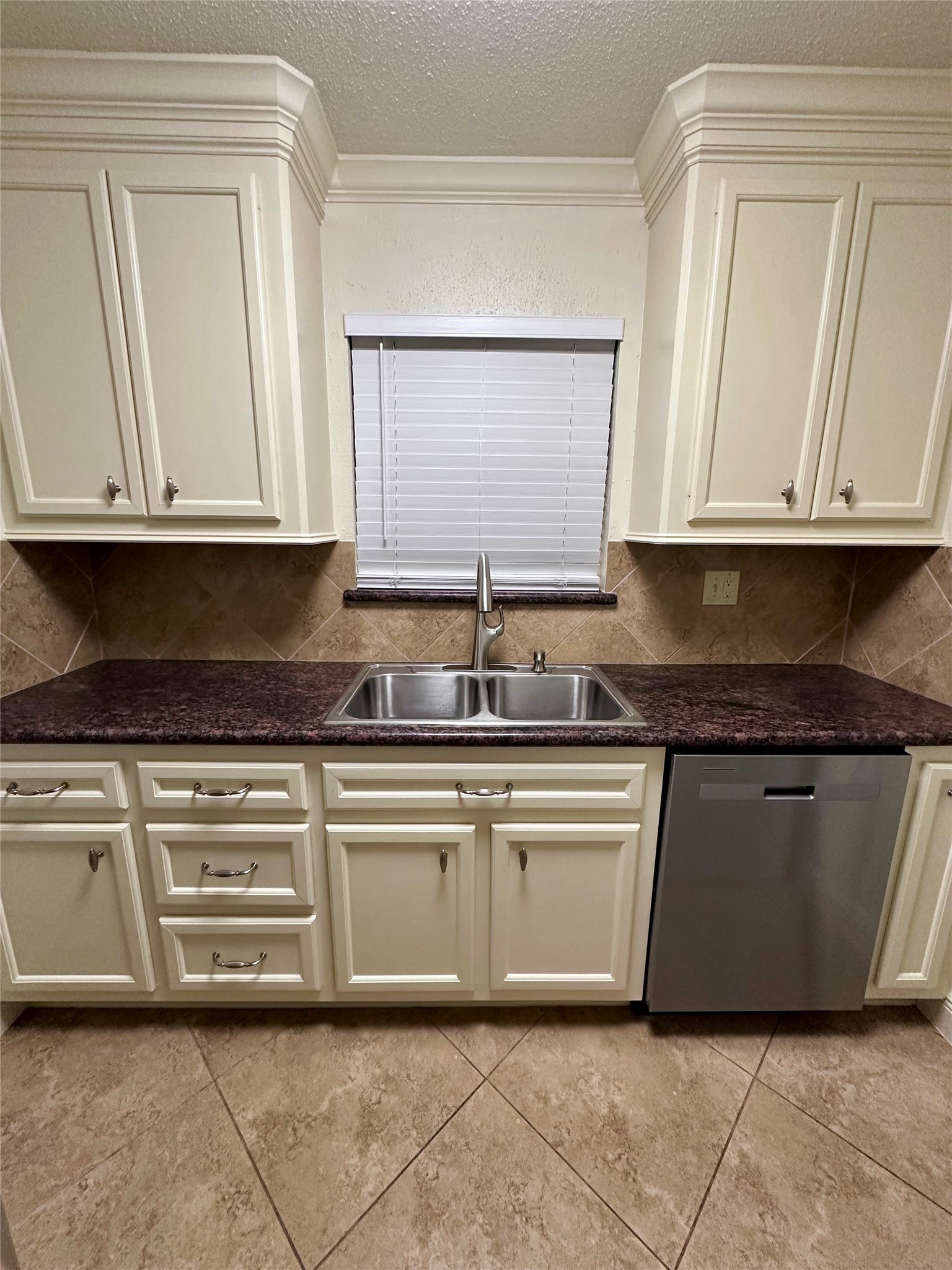 2812 Wichita Street 2 Property Photo 2