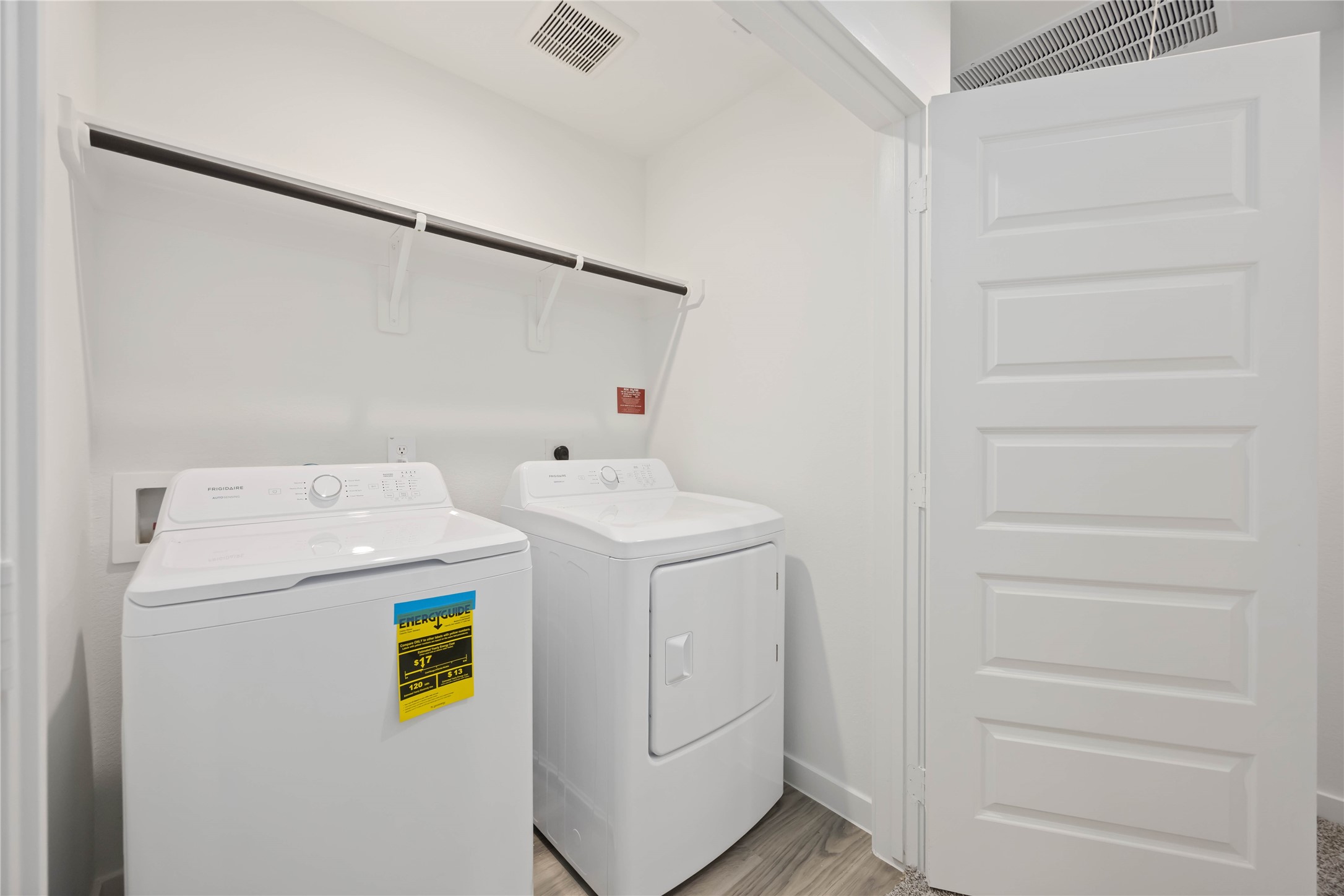 2811 Milton Lodge Lane Property Photo 10