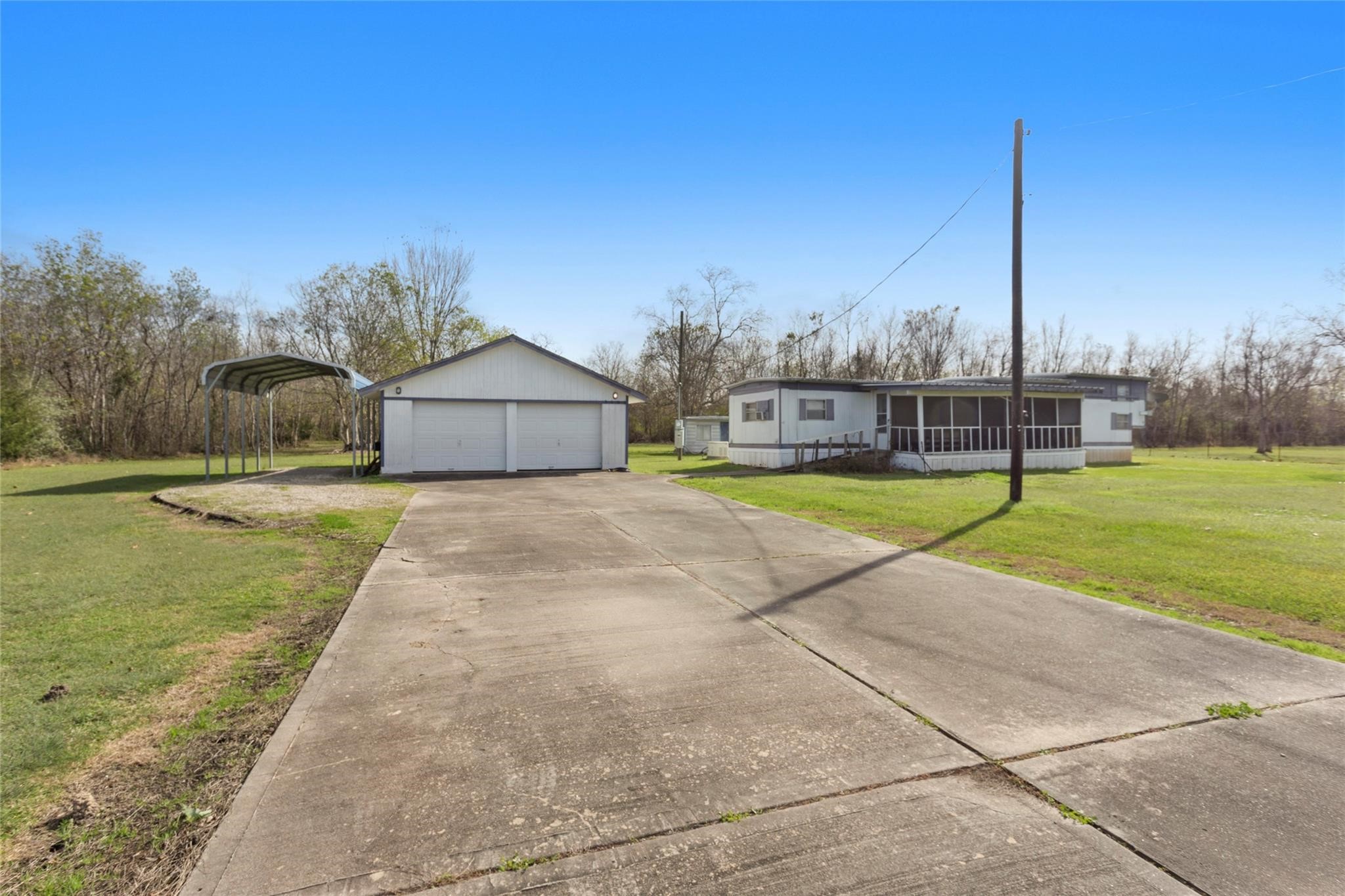 2993 Shroeder Lane Property Photo 4