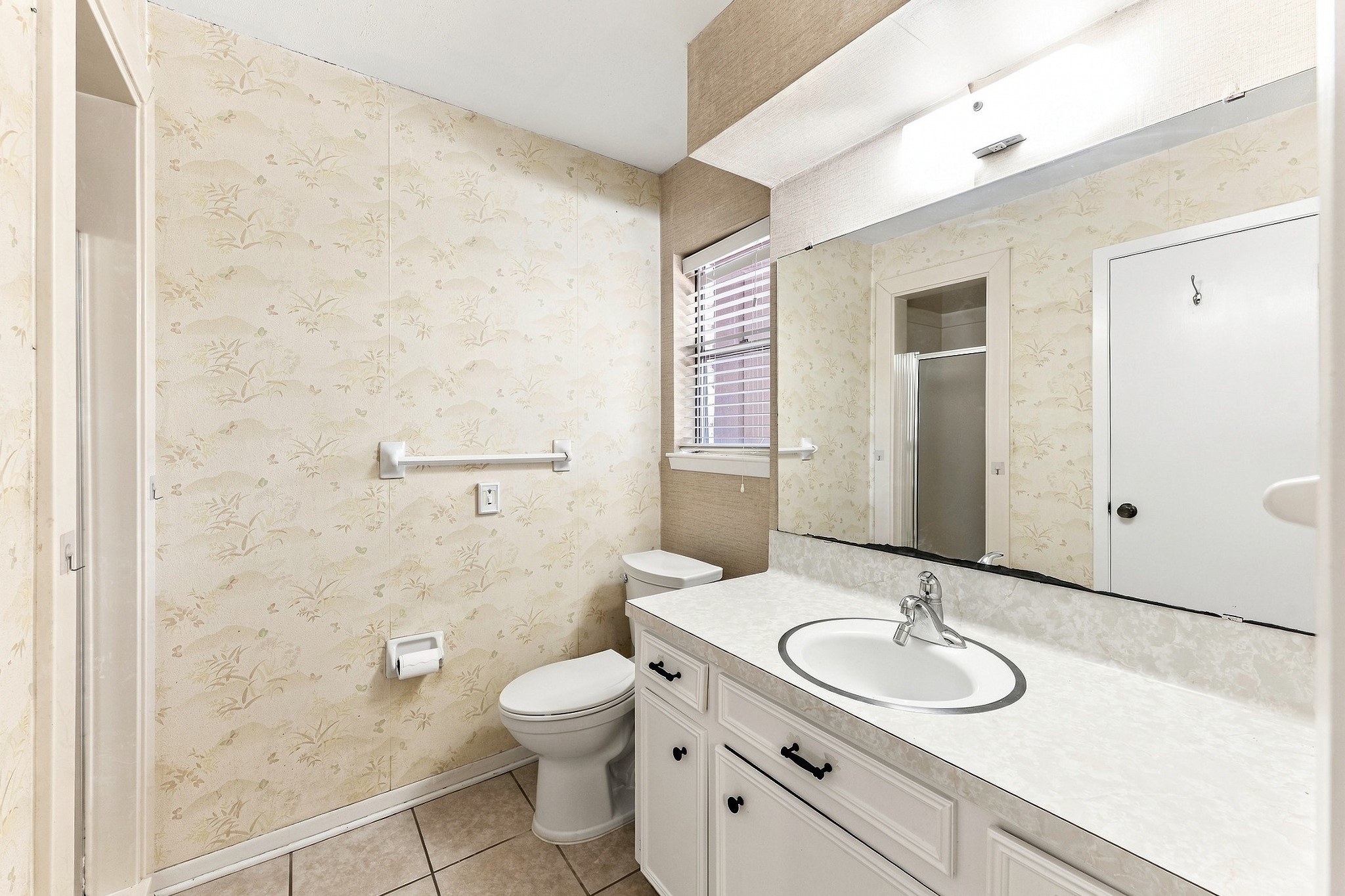 323 Park Hill Street Property Photo 12