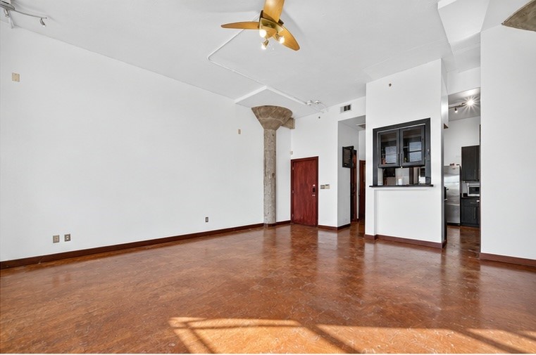 2205 Mckinney Street 306 Property Photo 13