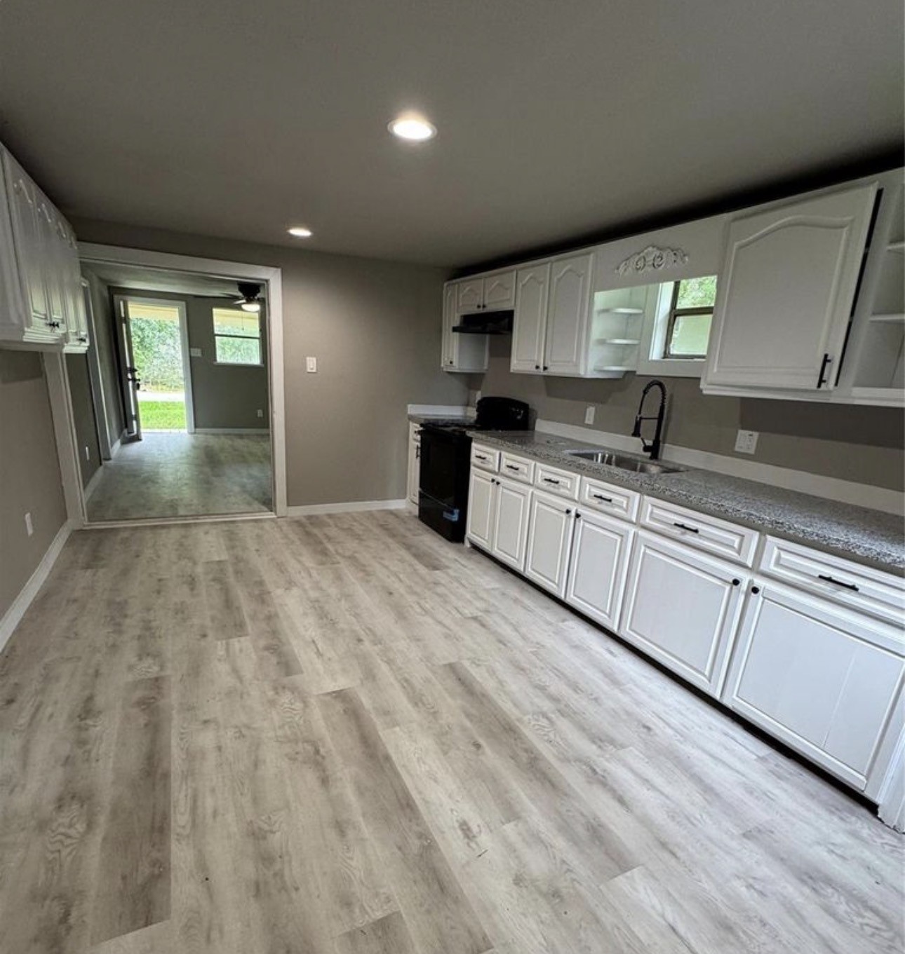 5734 Grant Avenue Property Photo 2