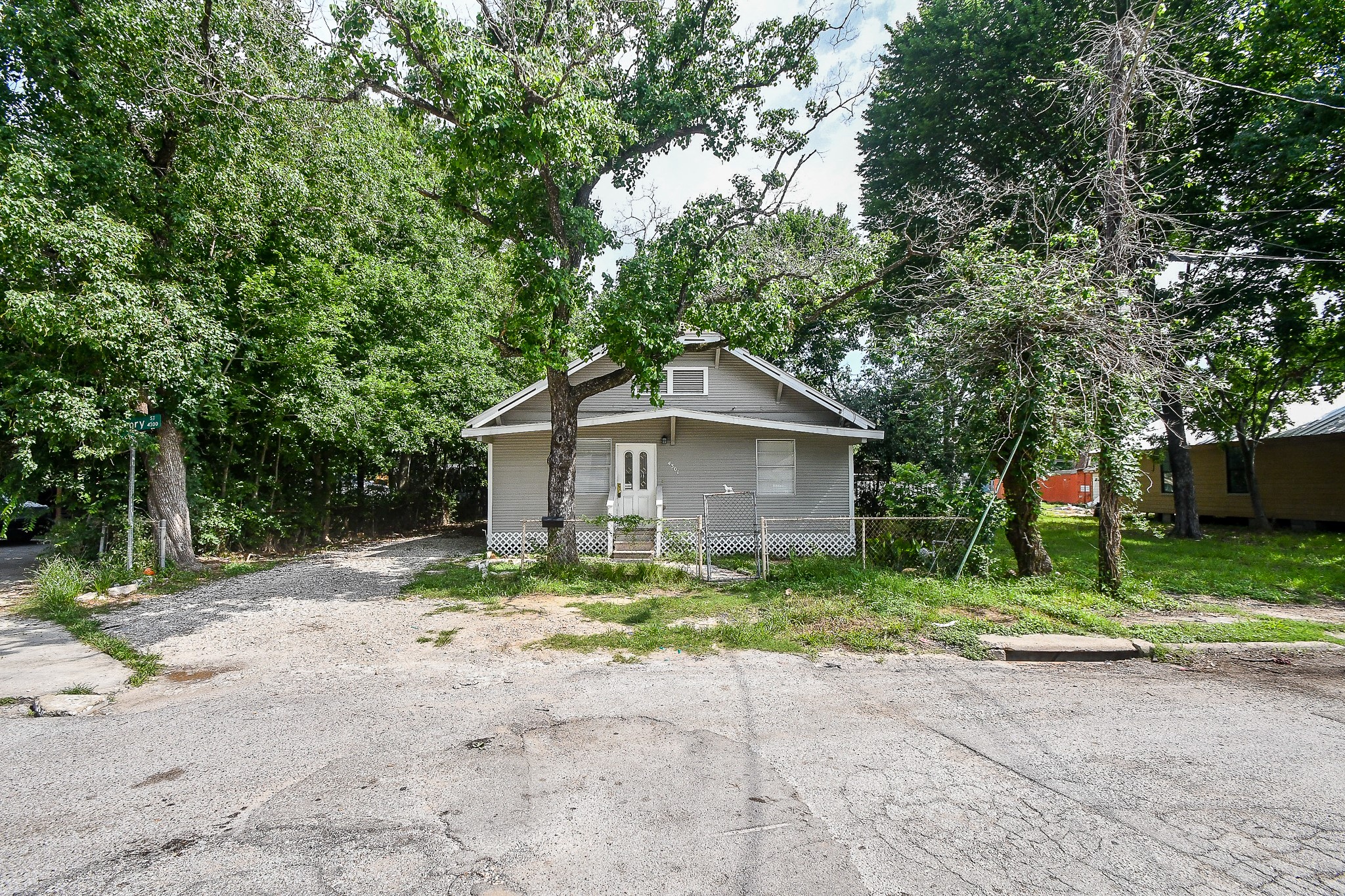 4301 Gregory Street Property Photo 31