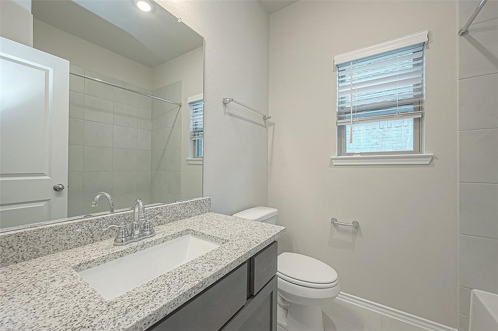 1306 Vinter Meadows Lane Property Photo 26