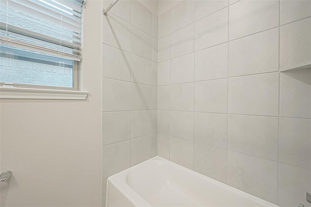 1306 Vinter Meadows Lane Property Photo 27