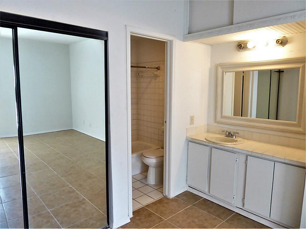 9707 Richmond Avenue 67 Property Photo 12