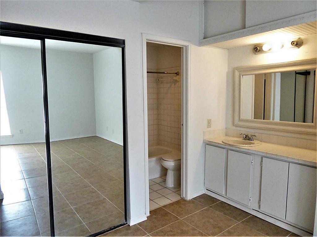 9707 Richmond Avenue 67 Property Photo 13