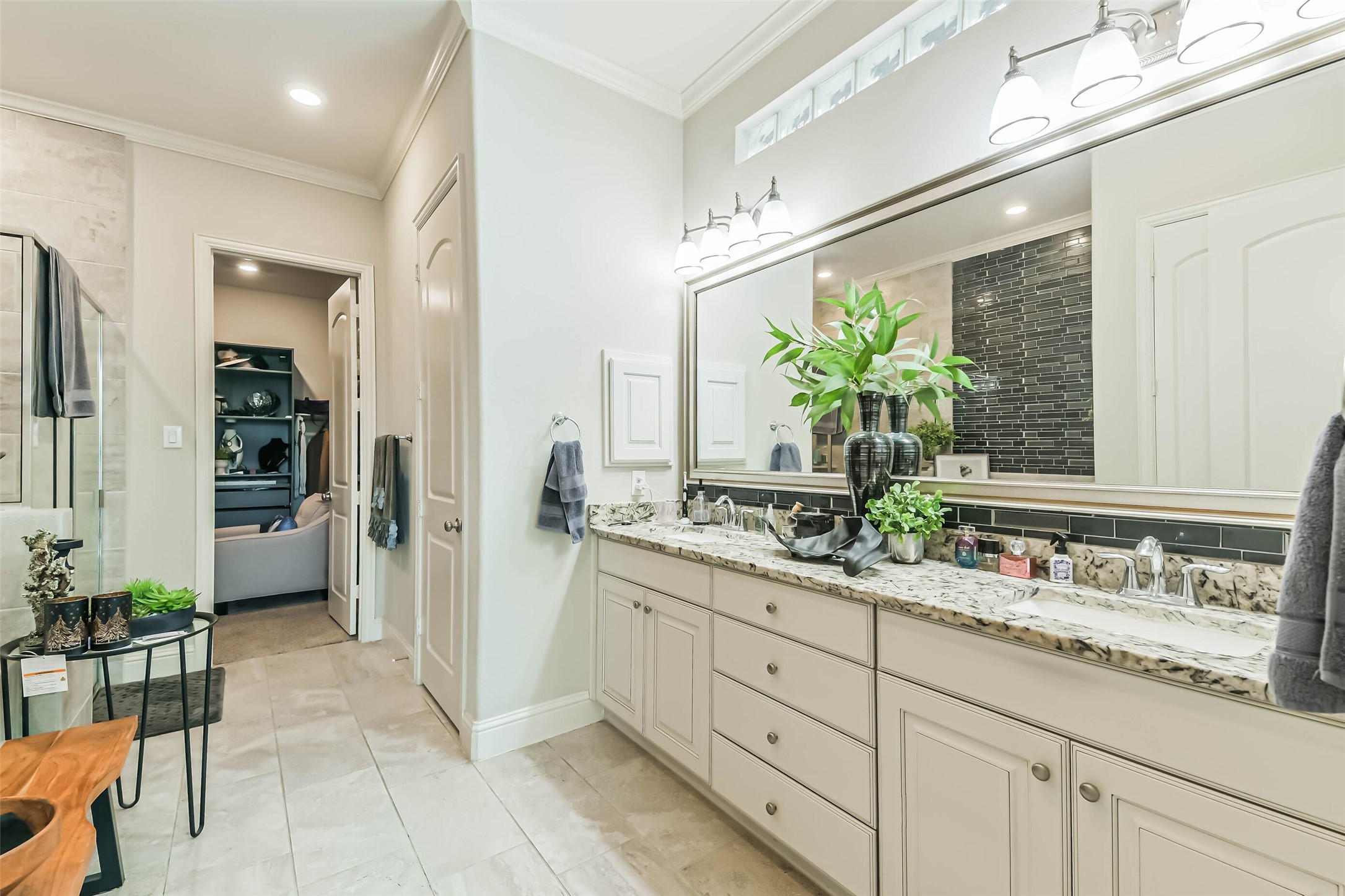 5030 Robin Park Court Property Photo 15