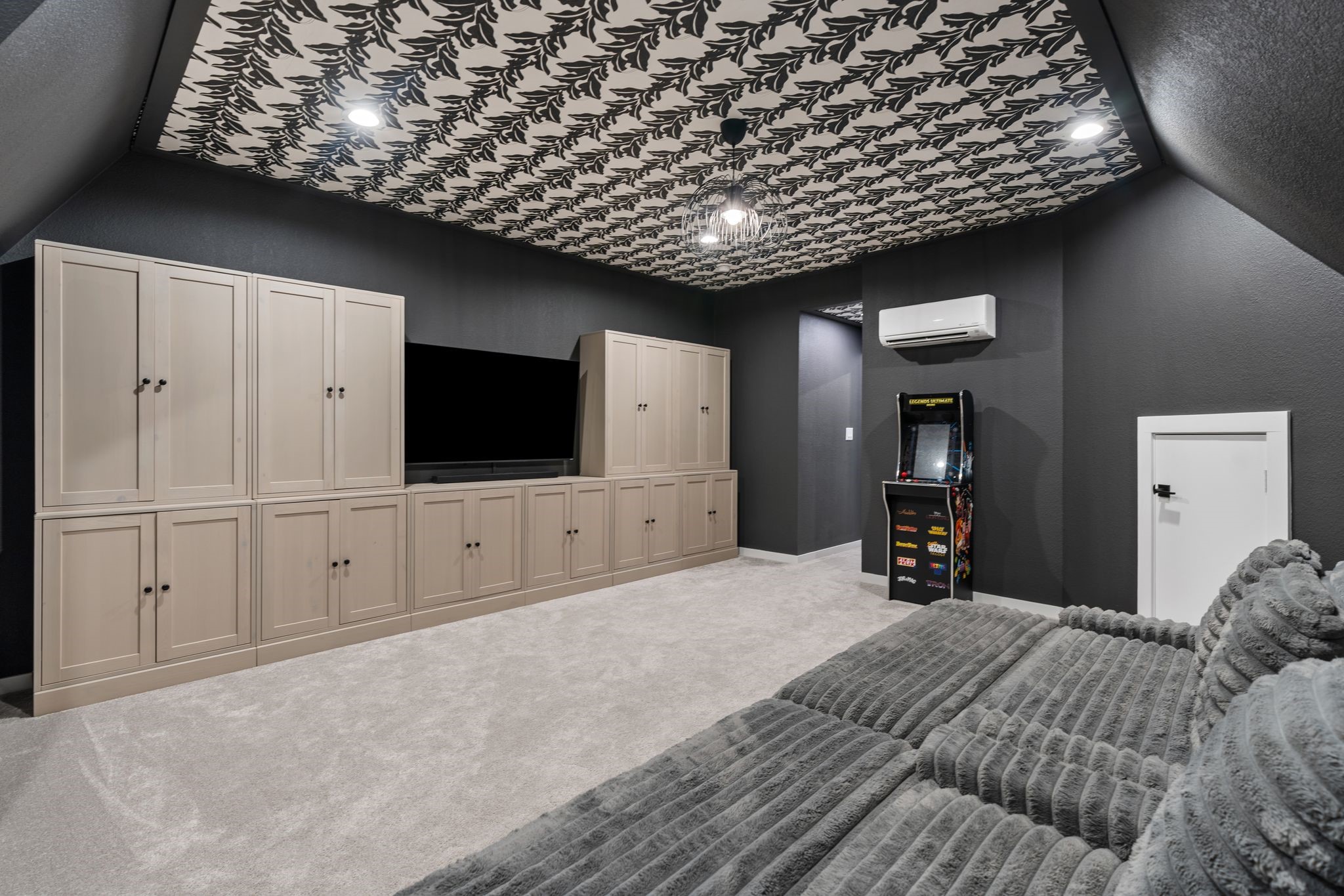 8815 Autumn Pine Drive Property Photo 30
