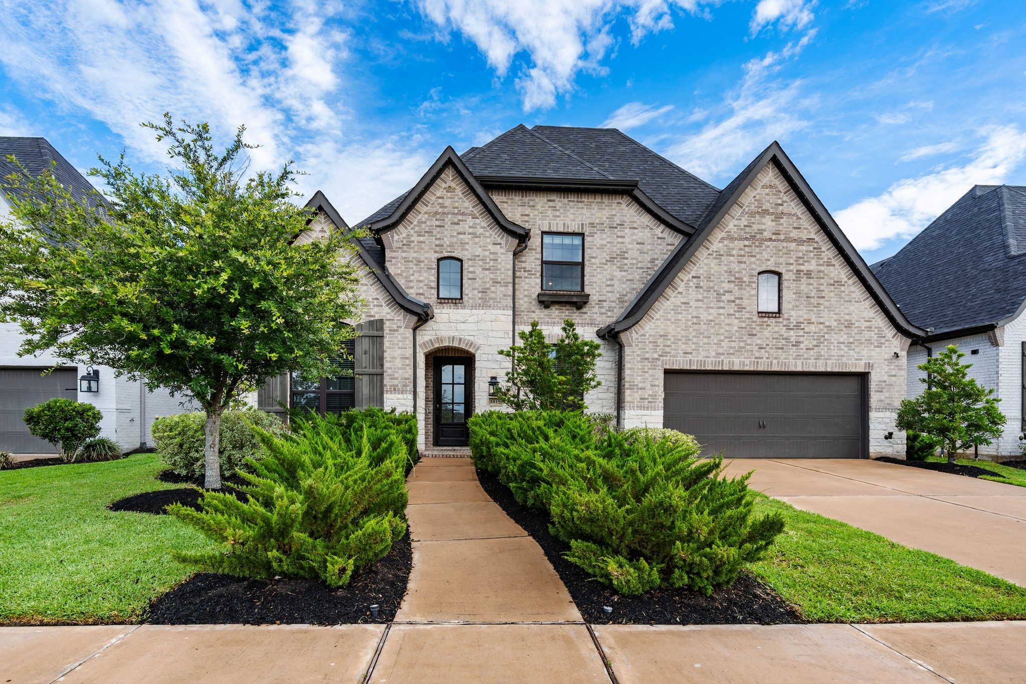 8815 Autumn Pine Drive Property Photo 43